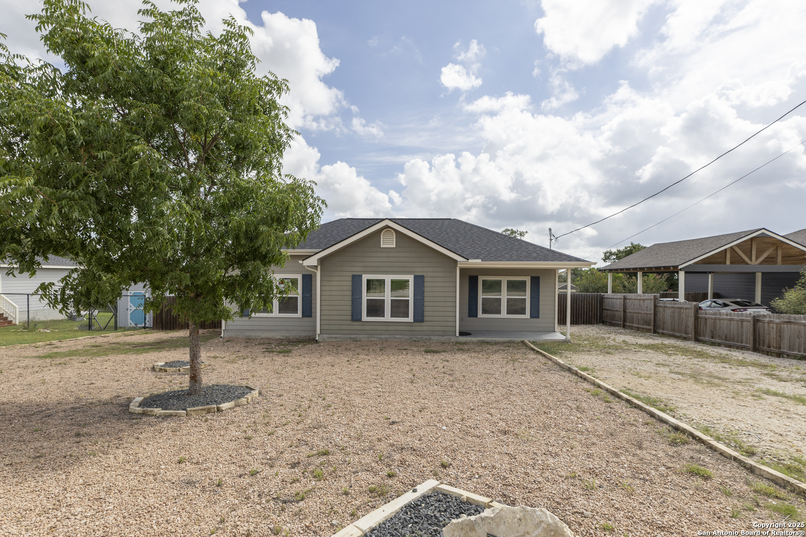 421 Cimarron