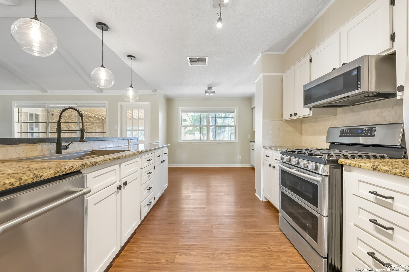 4023 Bentway