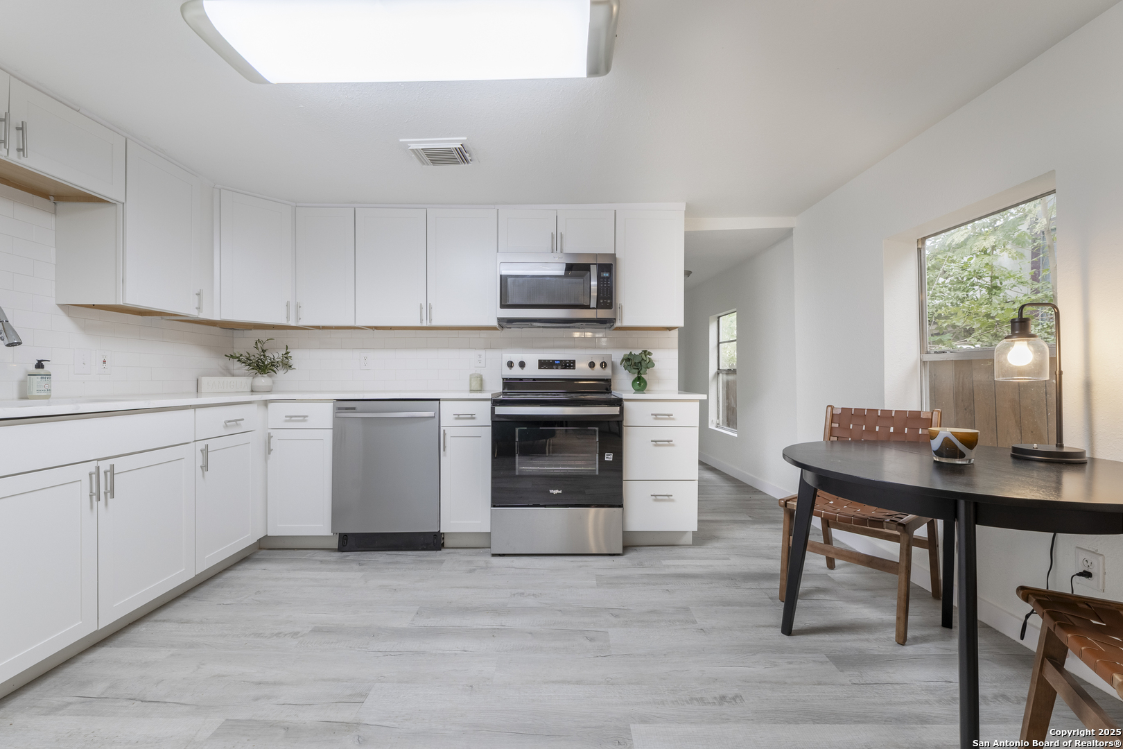 125 Forrest Ave