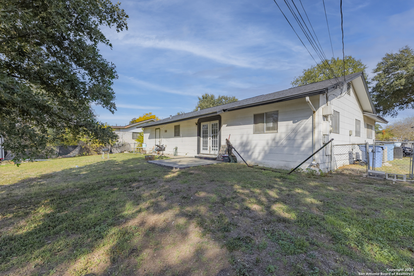 3411 Vinecrest
