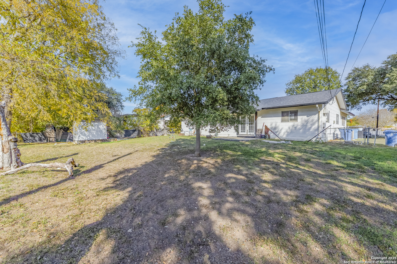3411 Vinecrest