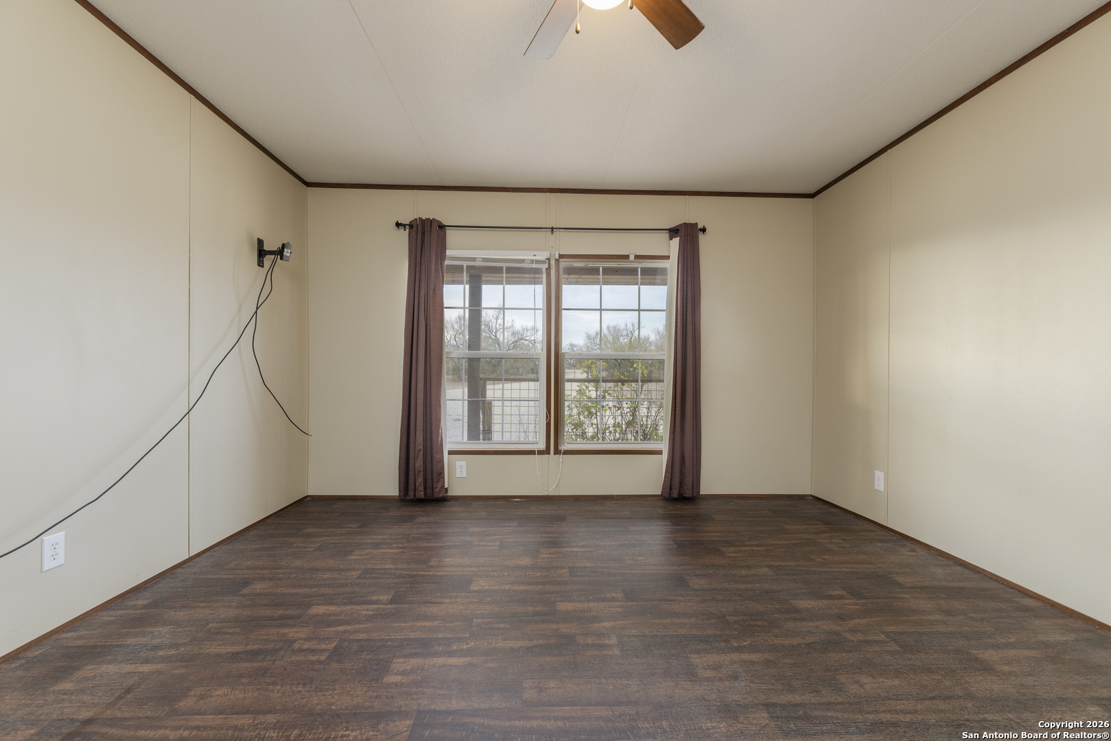 300 Private Road 2743