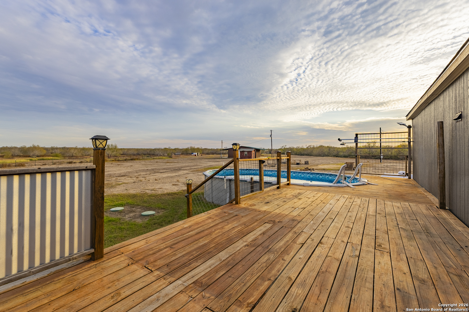 300 Private Road 2743