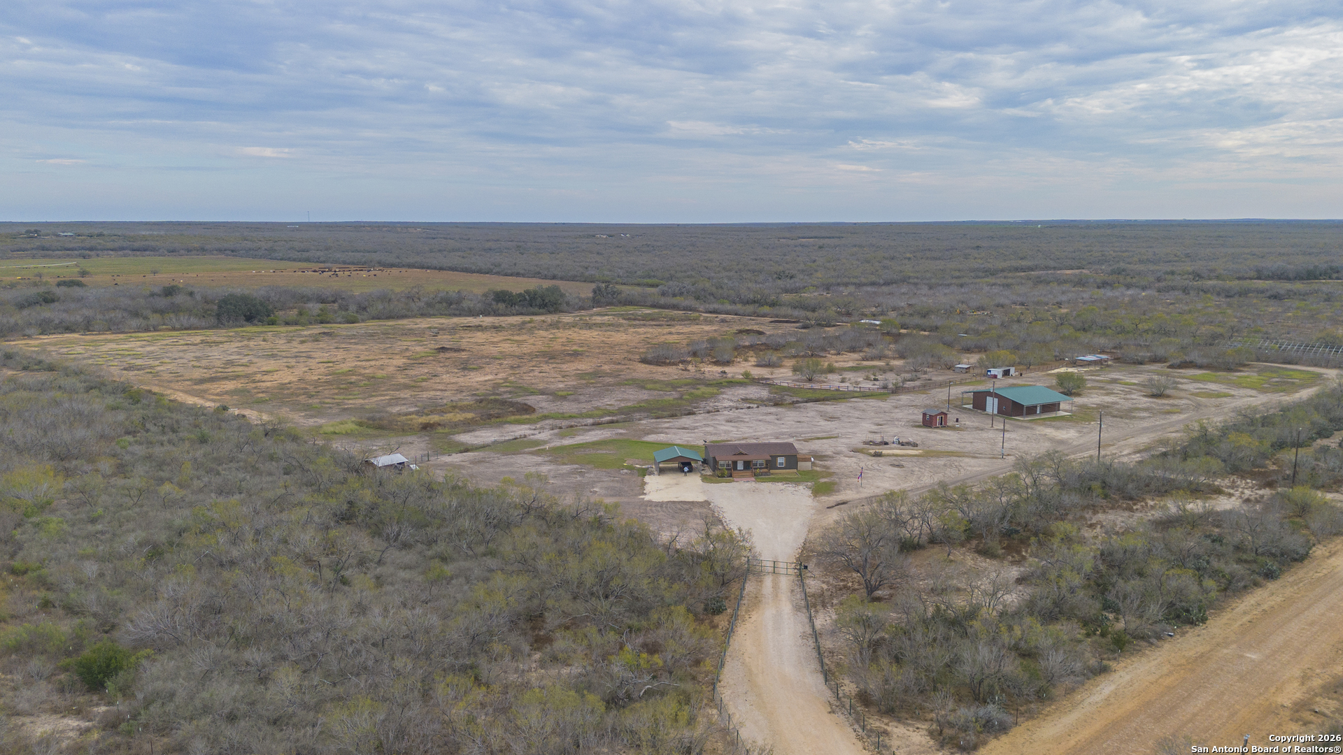 300 Private Road 2743