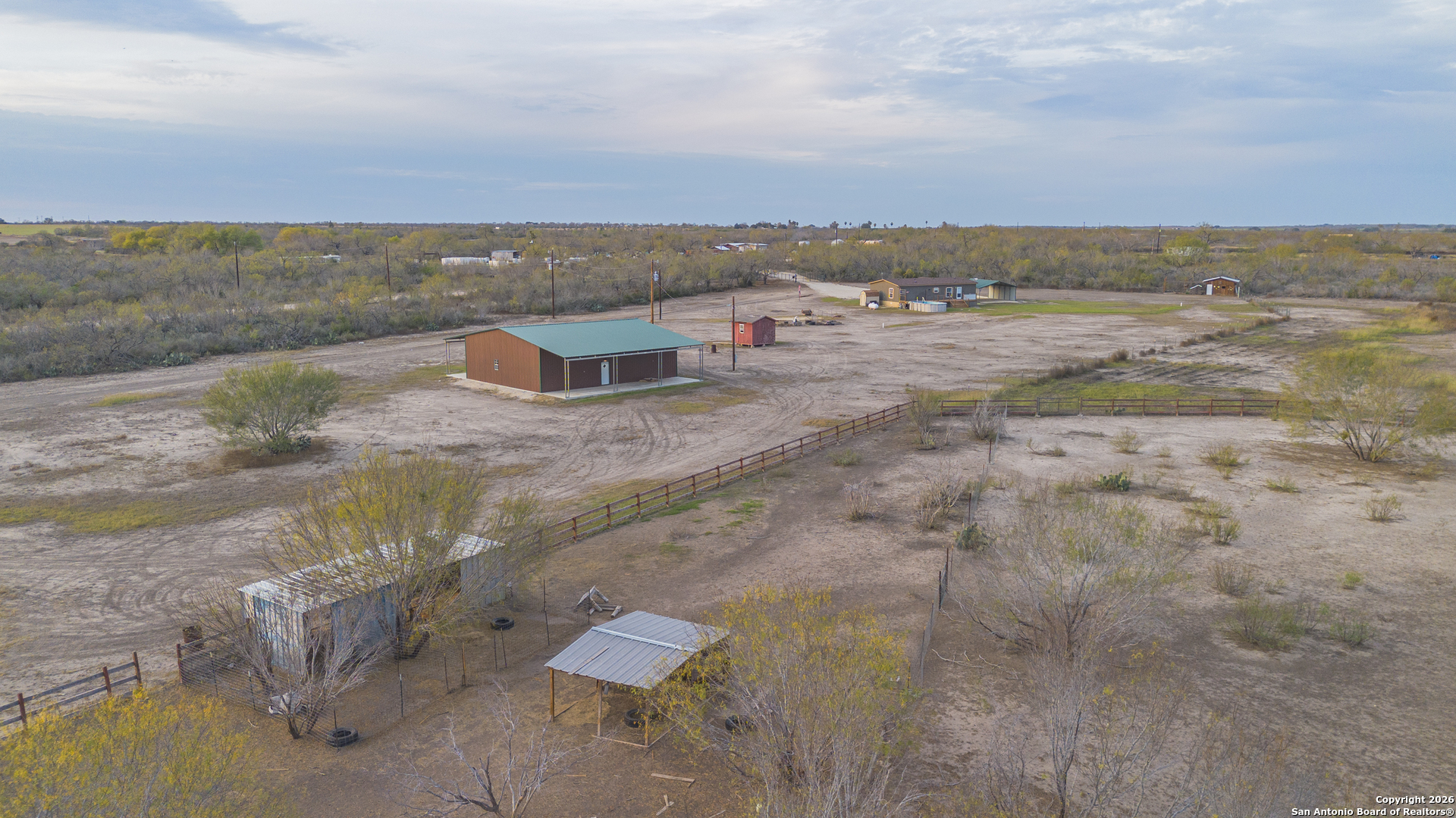 300 Private Road 2743