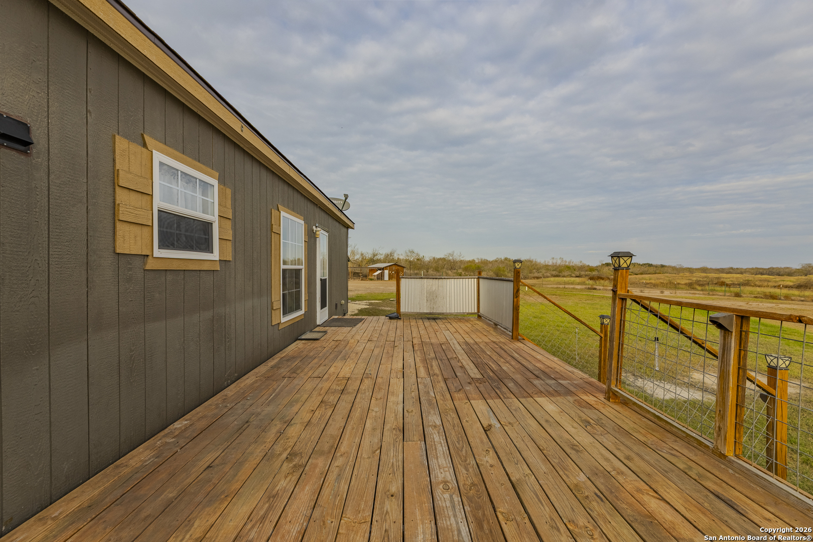 300 Private Road 2743