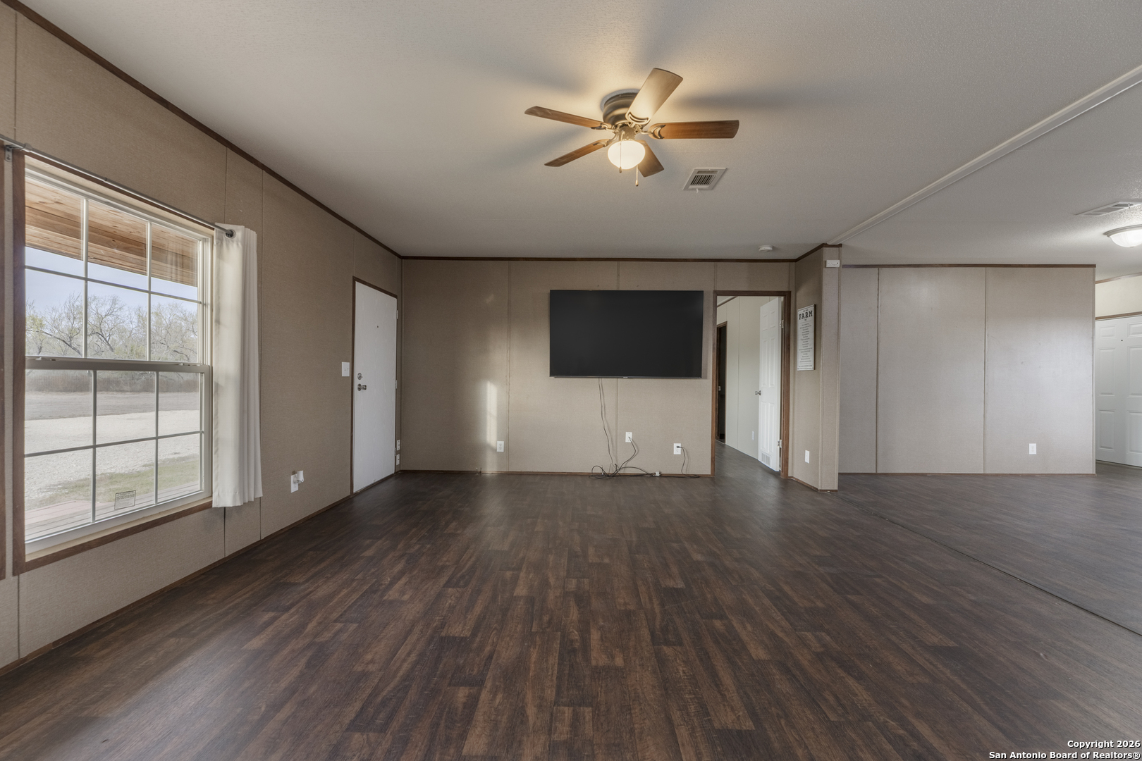 300 Private Road 2743