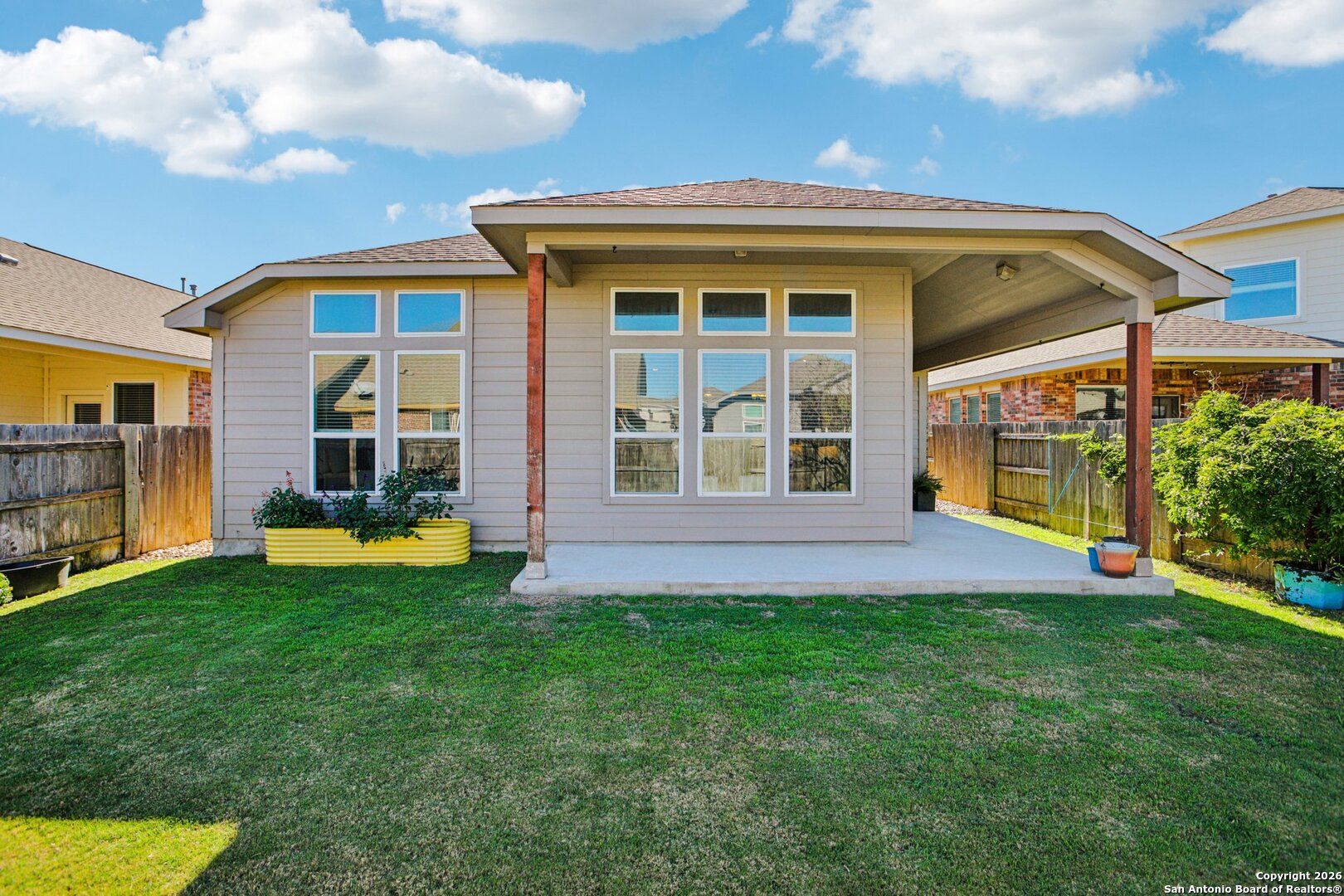 732 Bonnet Blvd