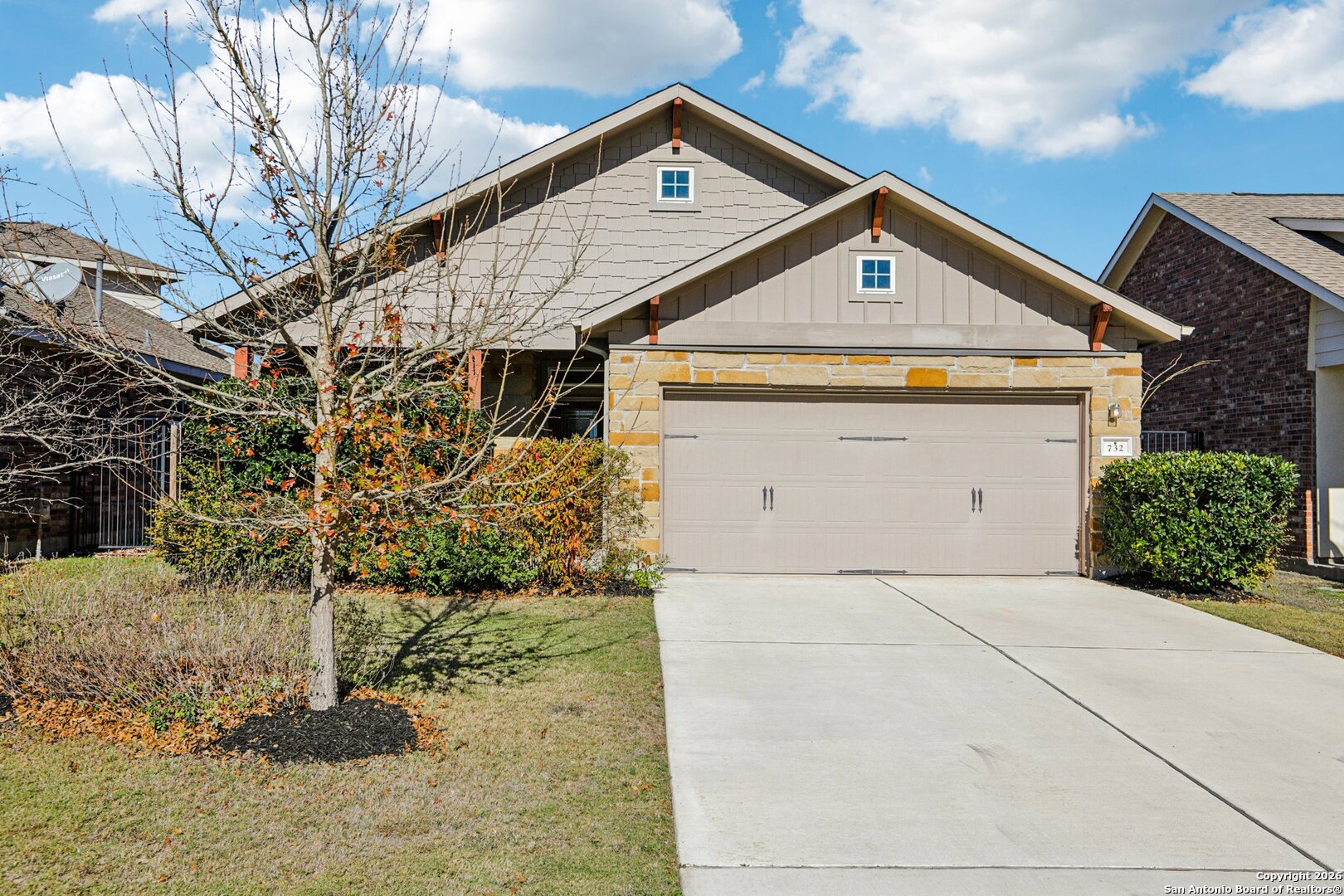 732 Bonnet Blvd
