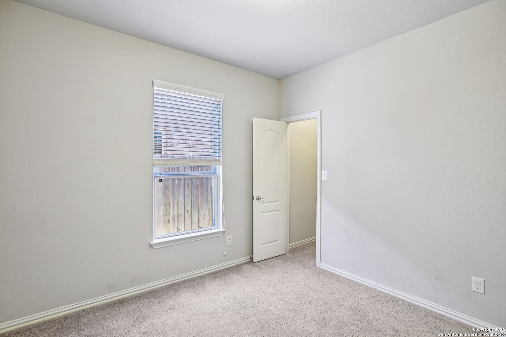 732 Bonnet Blvd