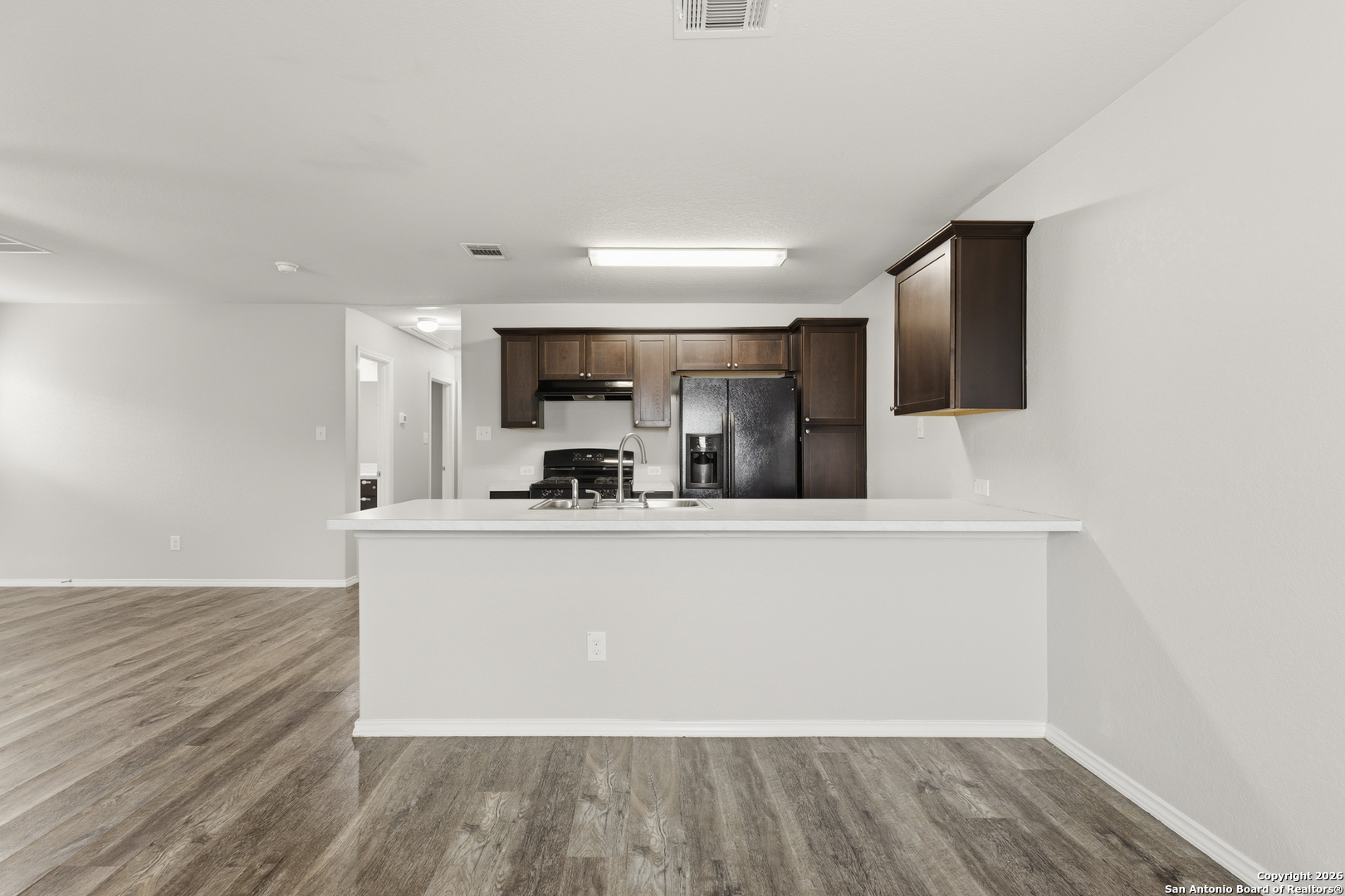 5915 Lady Ln.