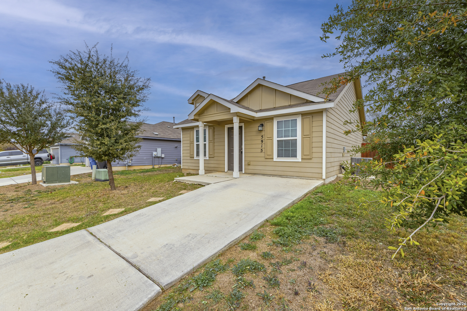 5915 Lady Ln.
