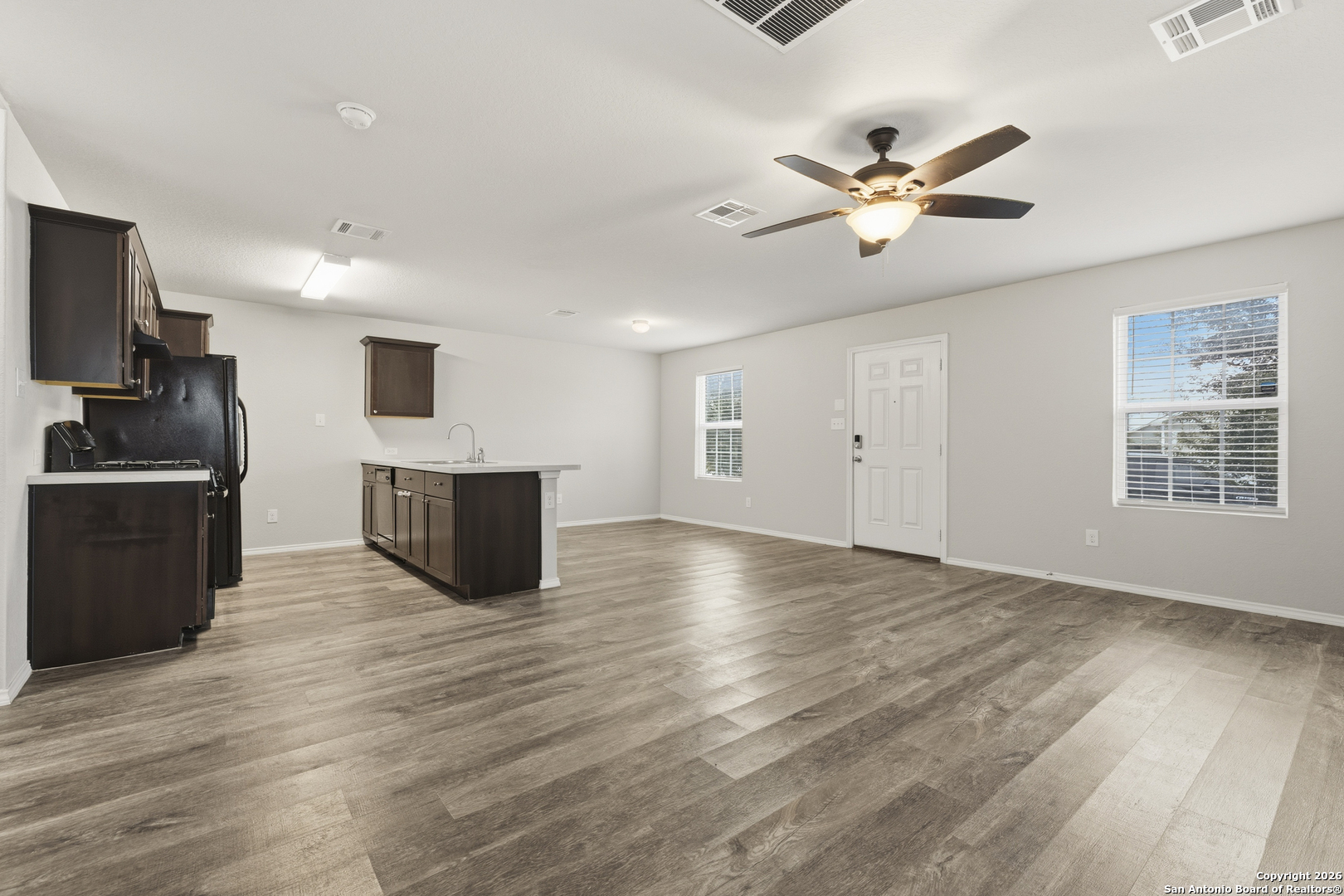 5915 Lady Ln.