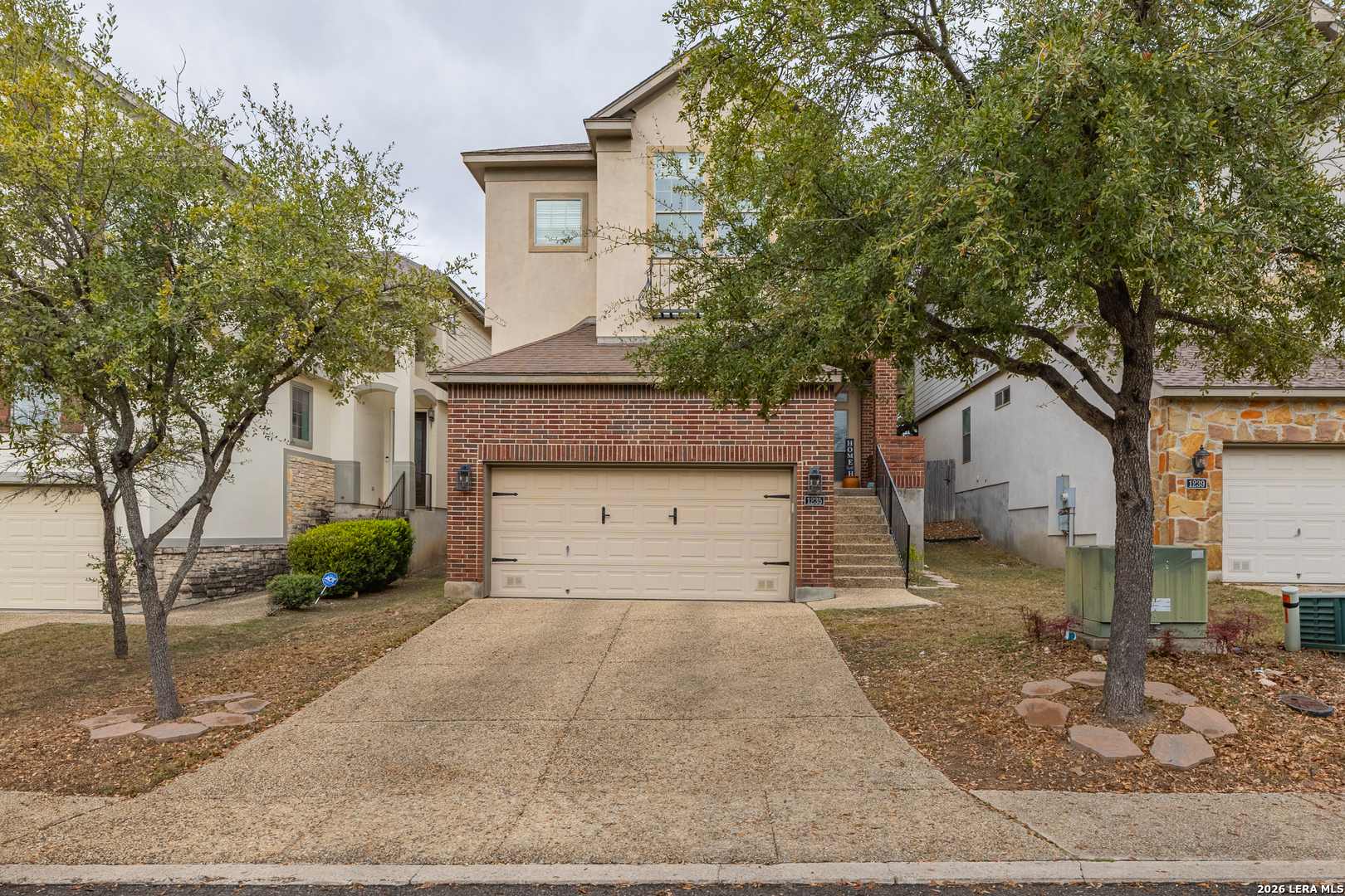 1235 Nicholas Manor