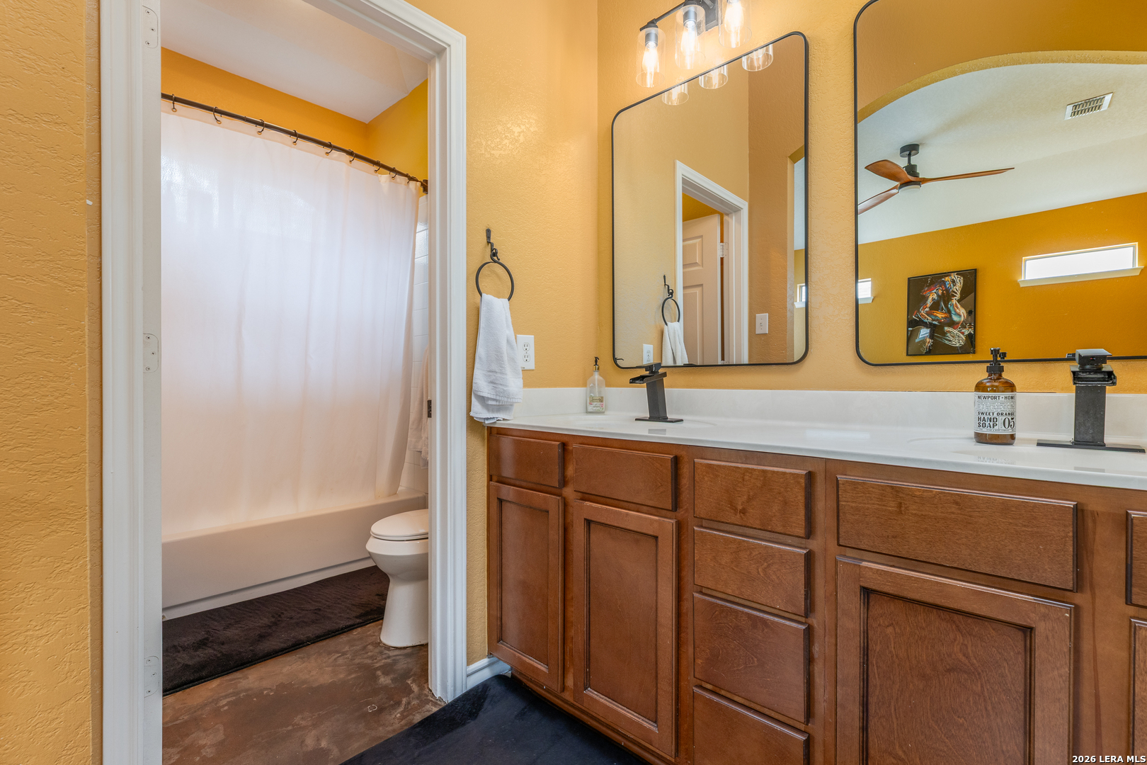 1235 Nicholas Manor
