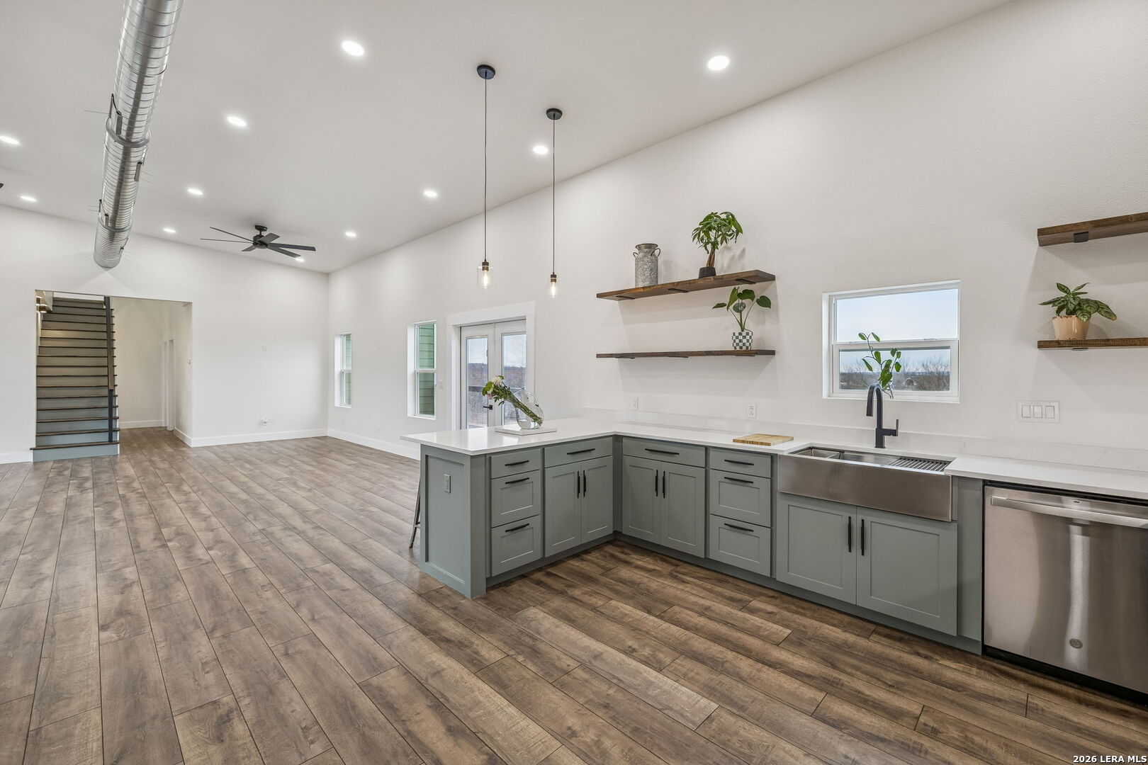300 County Road 5781