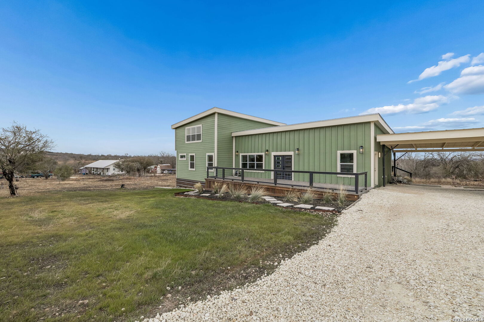 300 County Road 5781