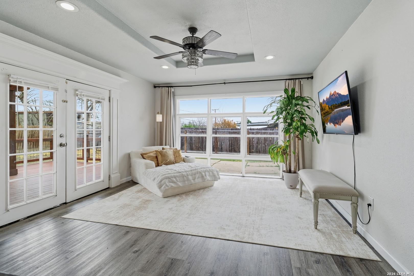 351 Rexford Dr
