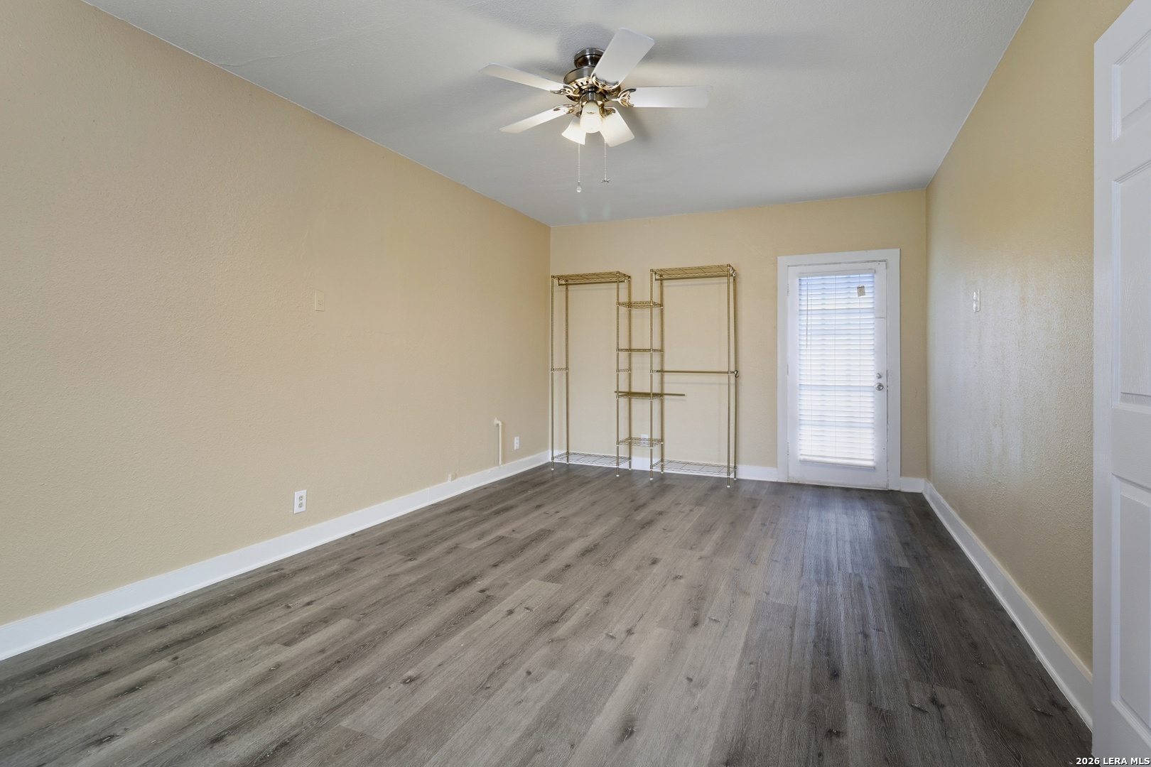 351 Rexford Dr