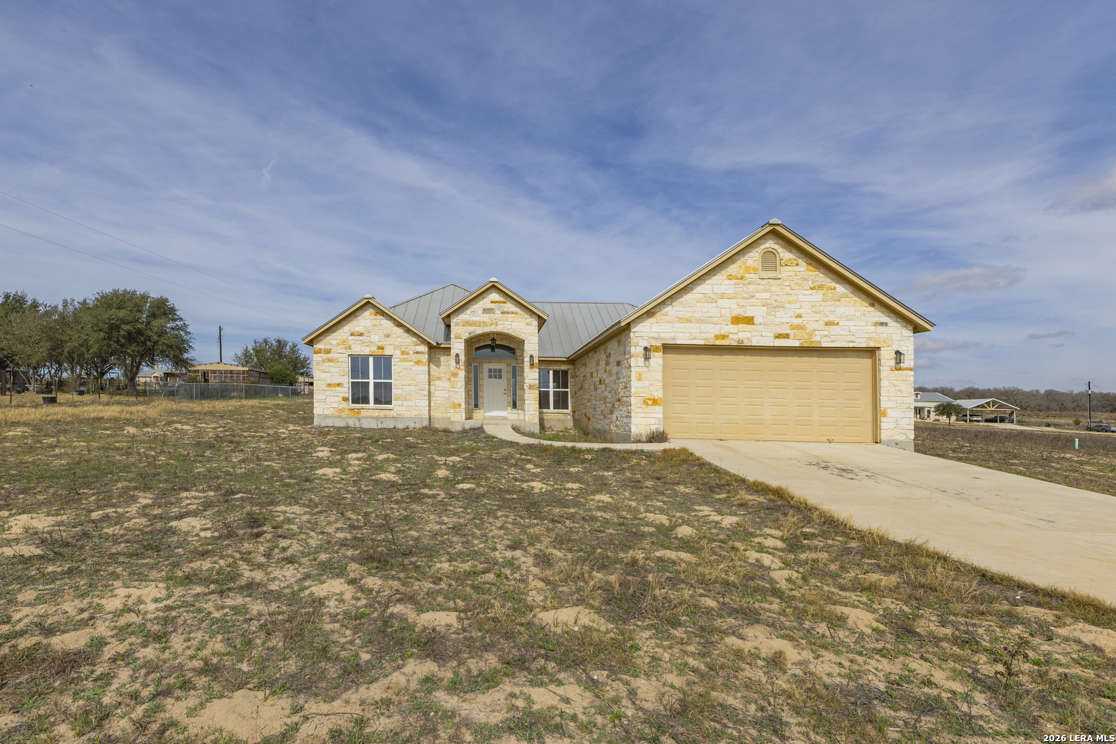 200 Lakeview Cir