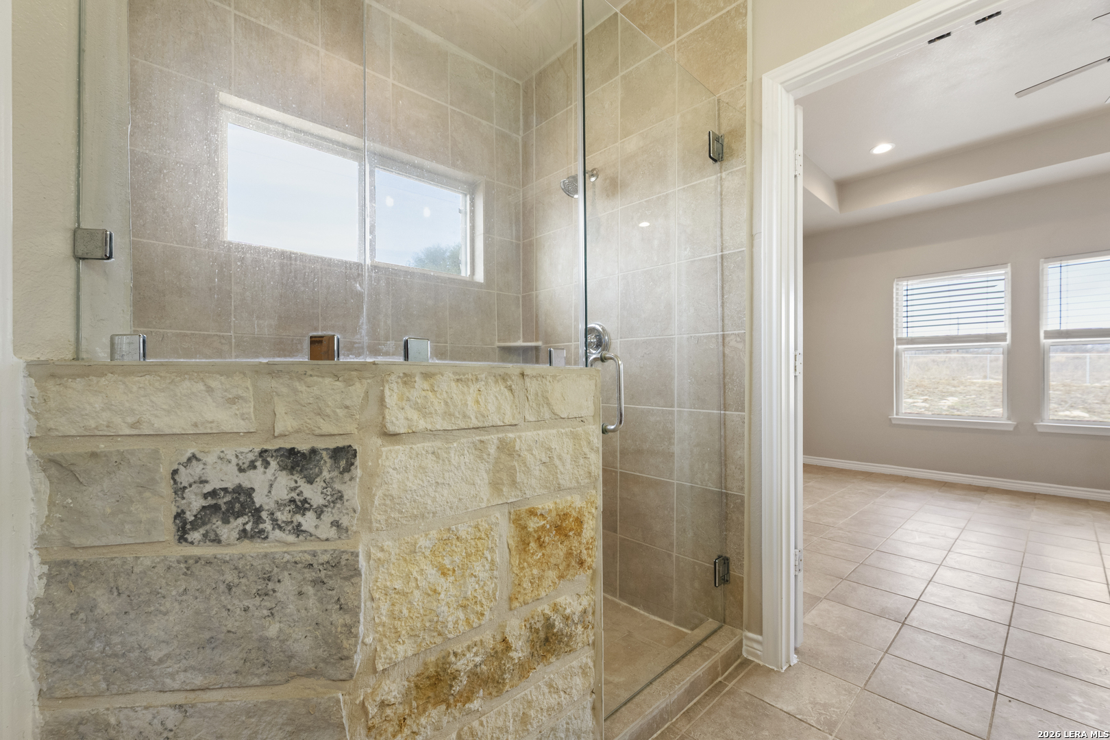 200 Lakeview Cir
