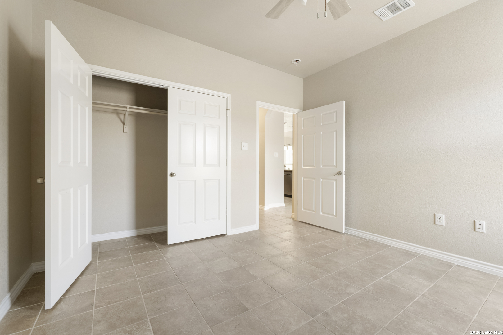 200 Lakeview Cir