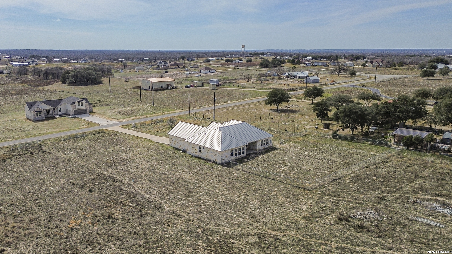 200 Lakeview Cir