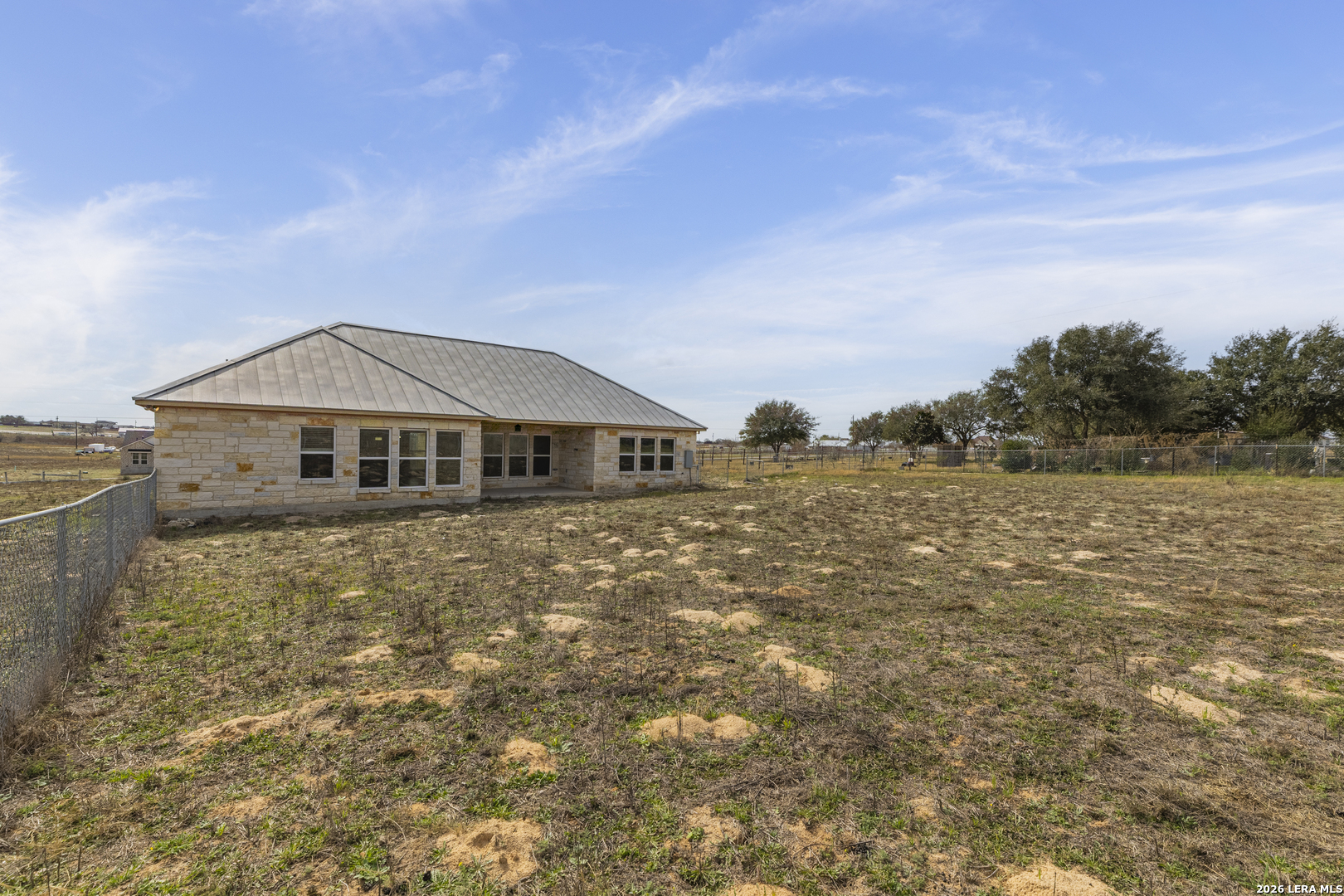 200 Lakeview Cir