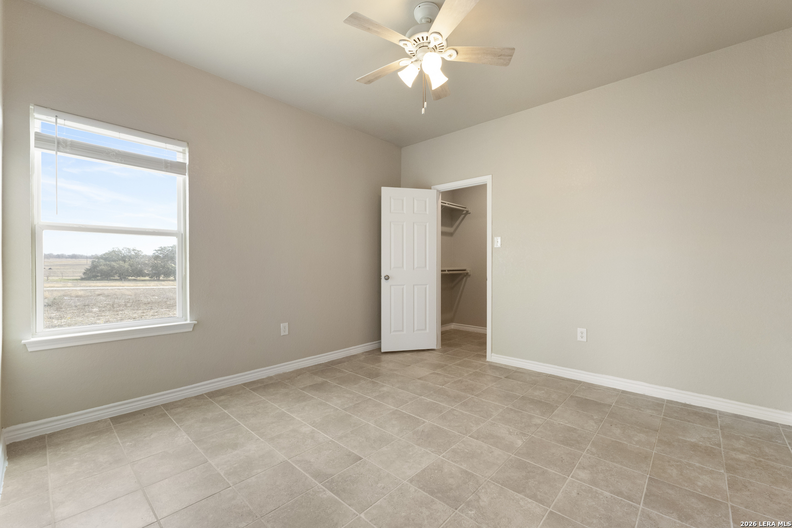 200 Lakeview Cir