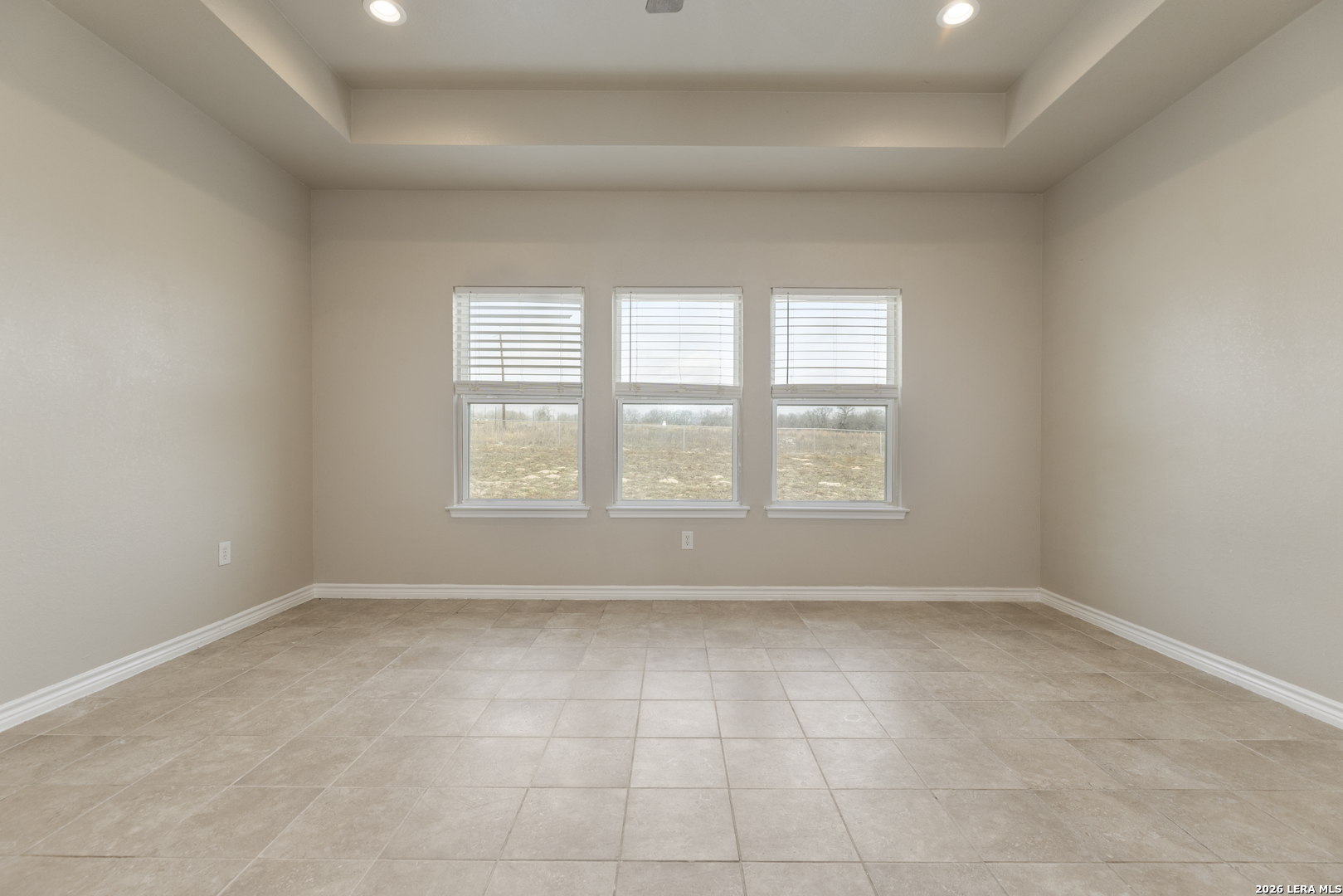 200 Lakeview Cir