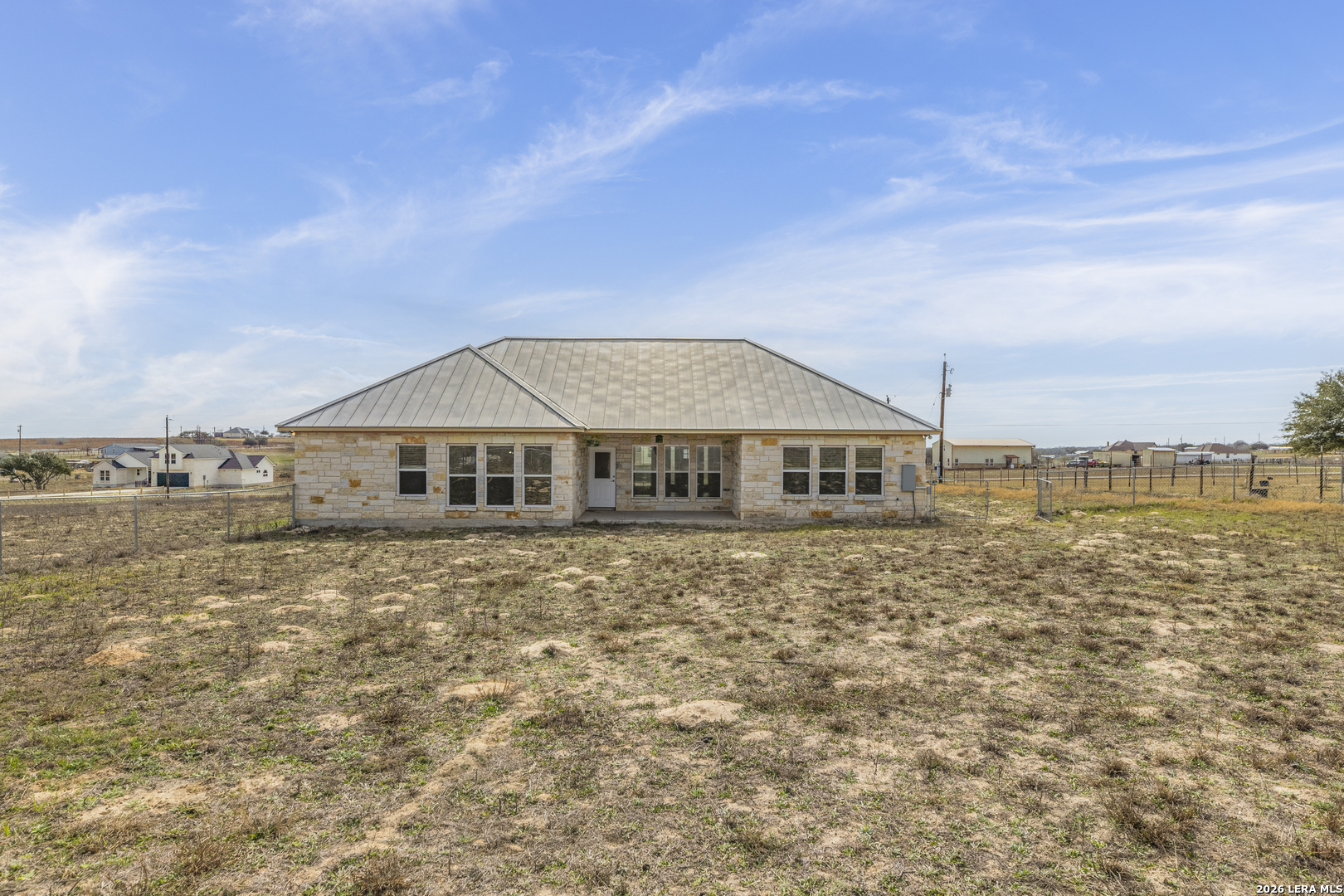 200 Lakeview Cir