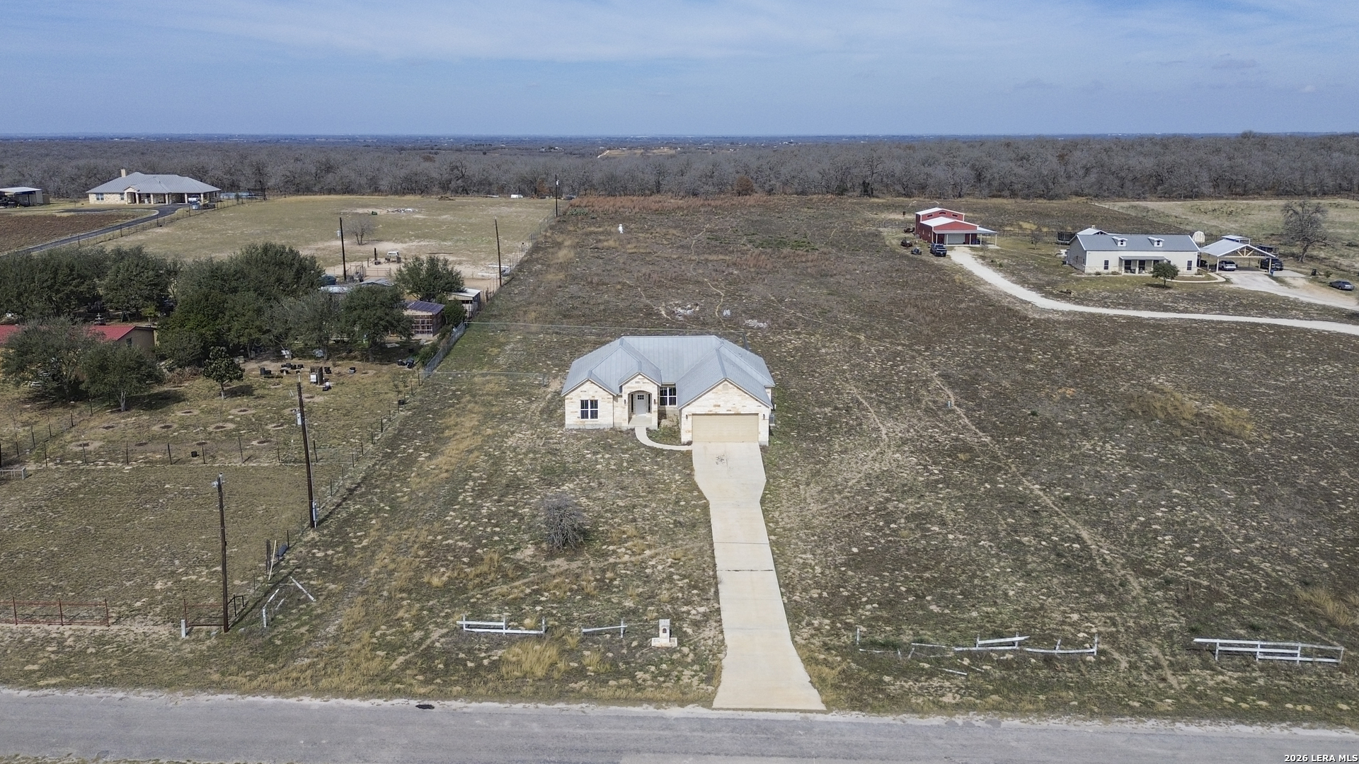 200 Lakeview Cir