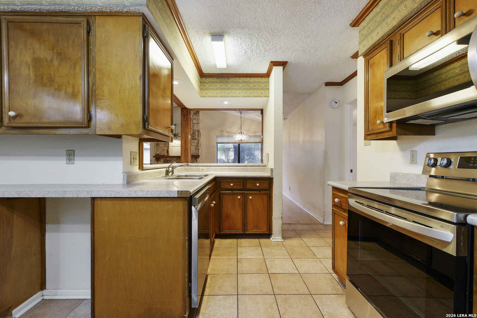 4322 Center Oak Woods