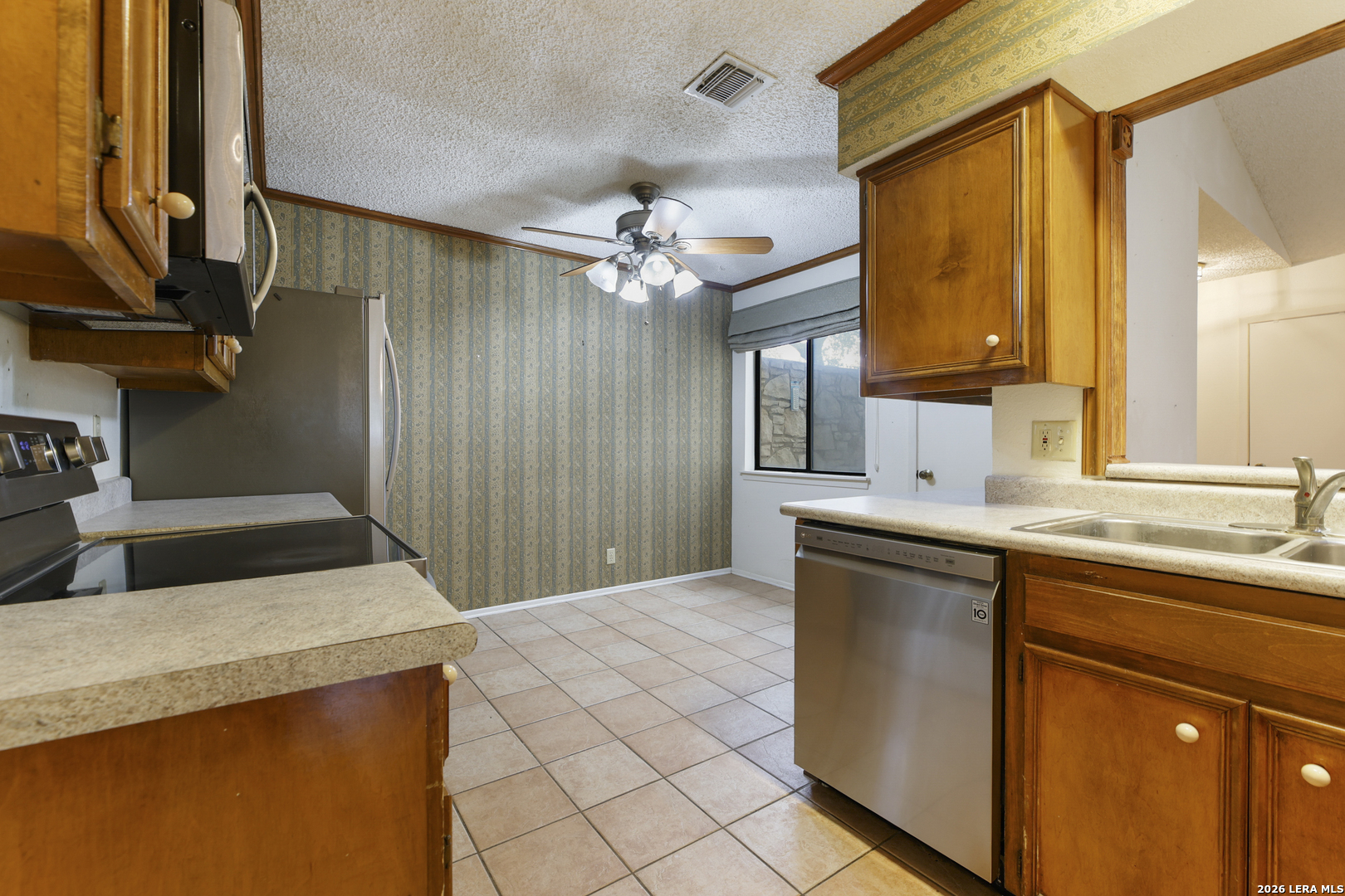 4322 Center Oak Woods