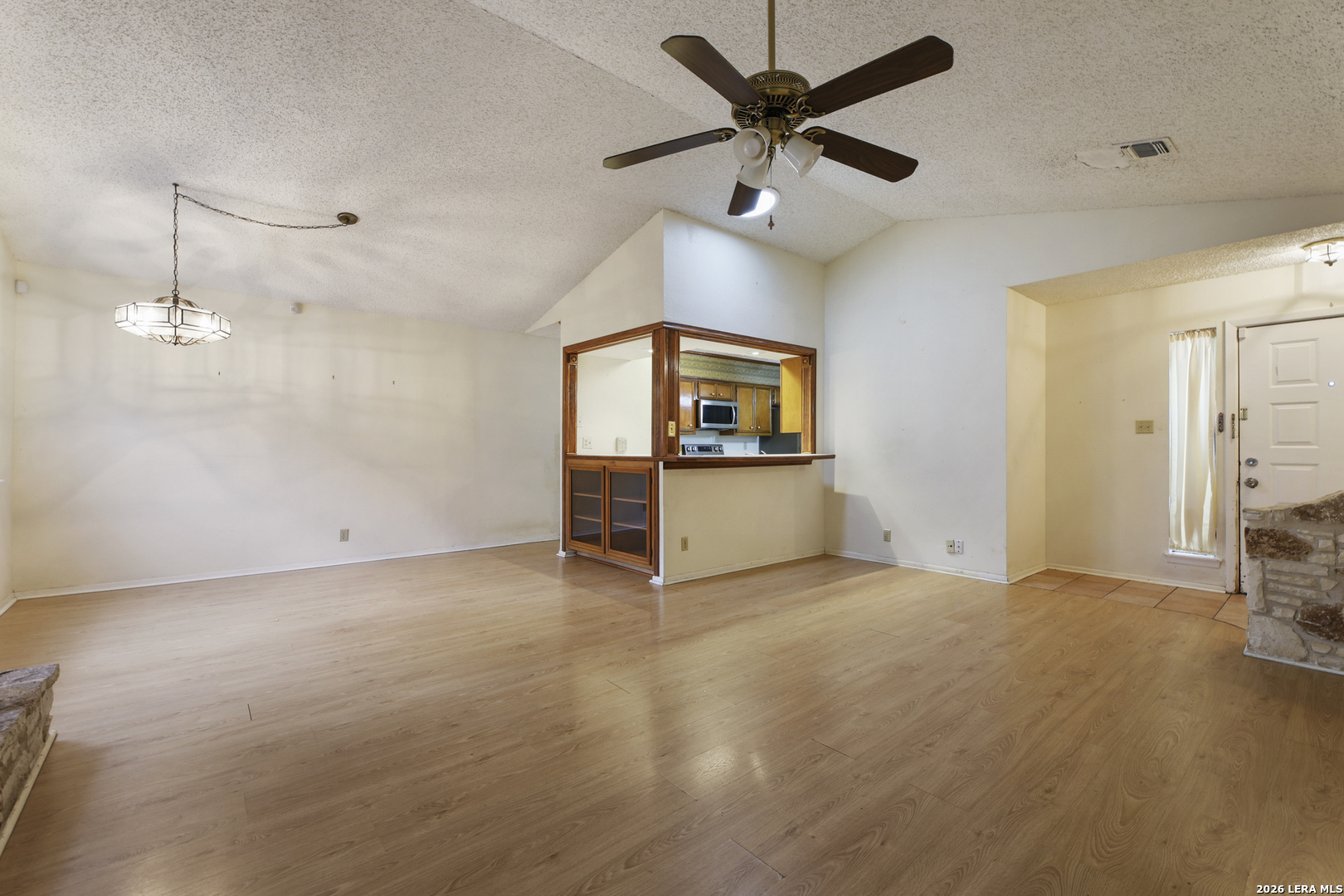 4322 Center Oak Woods