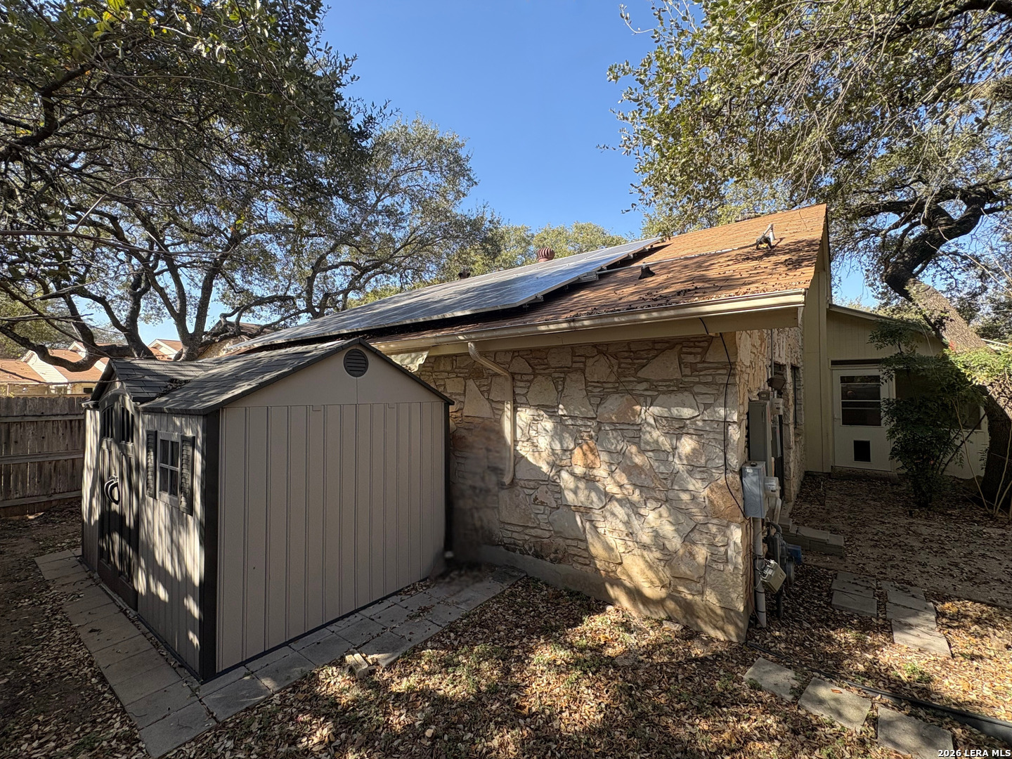 4322 Center Oak Woods