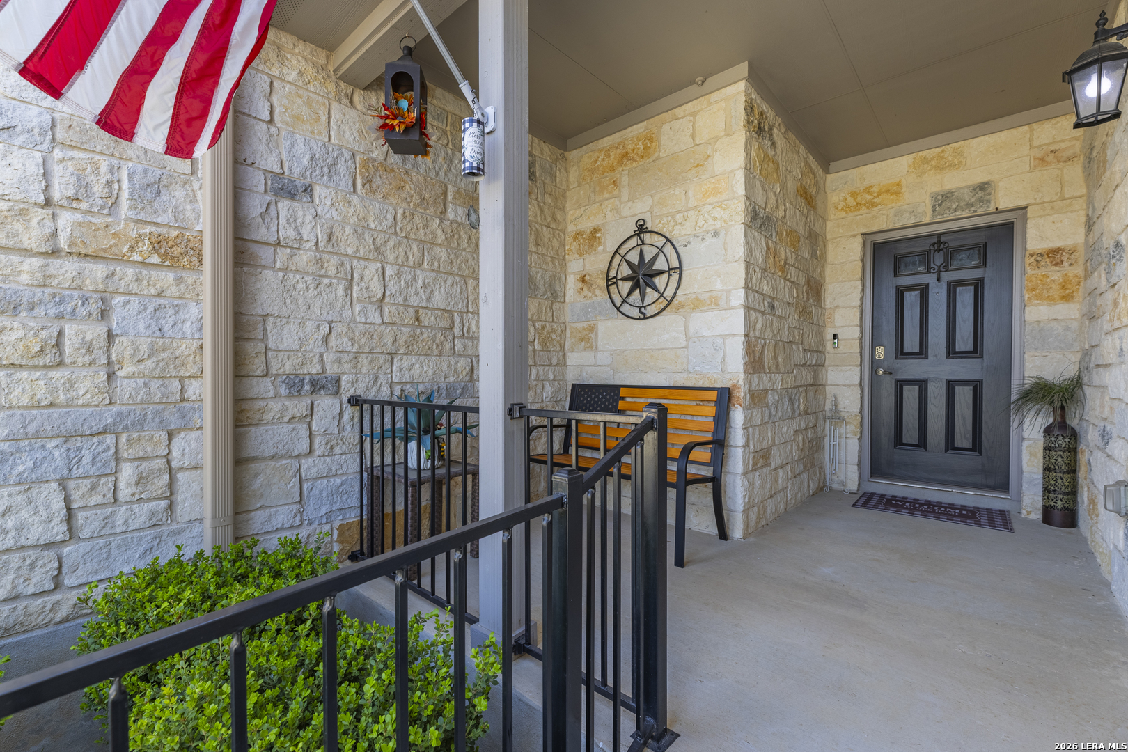 133 Grand View