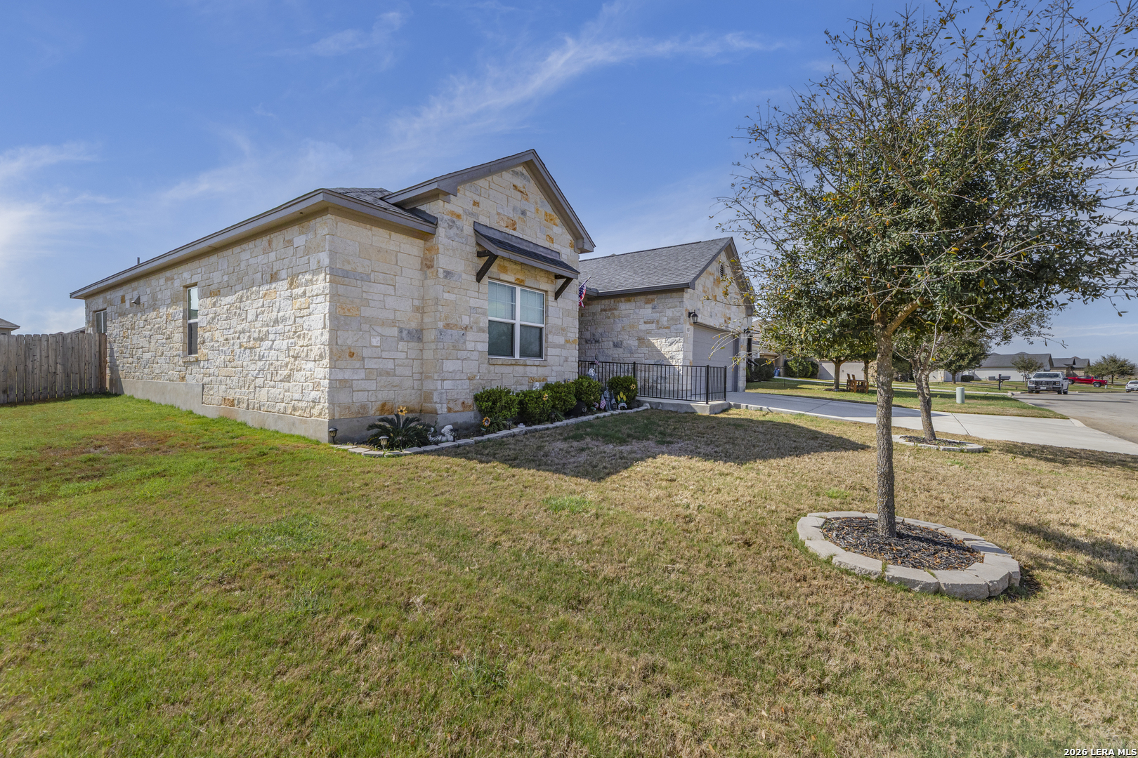 133 Grand View