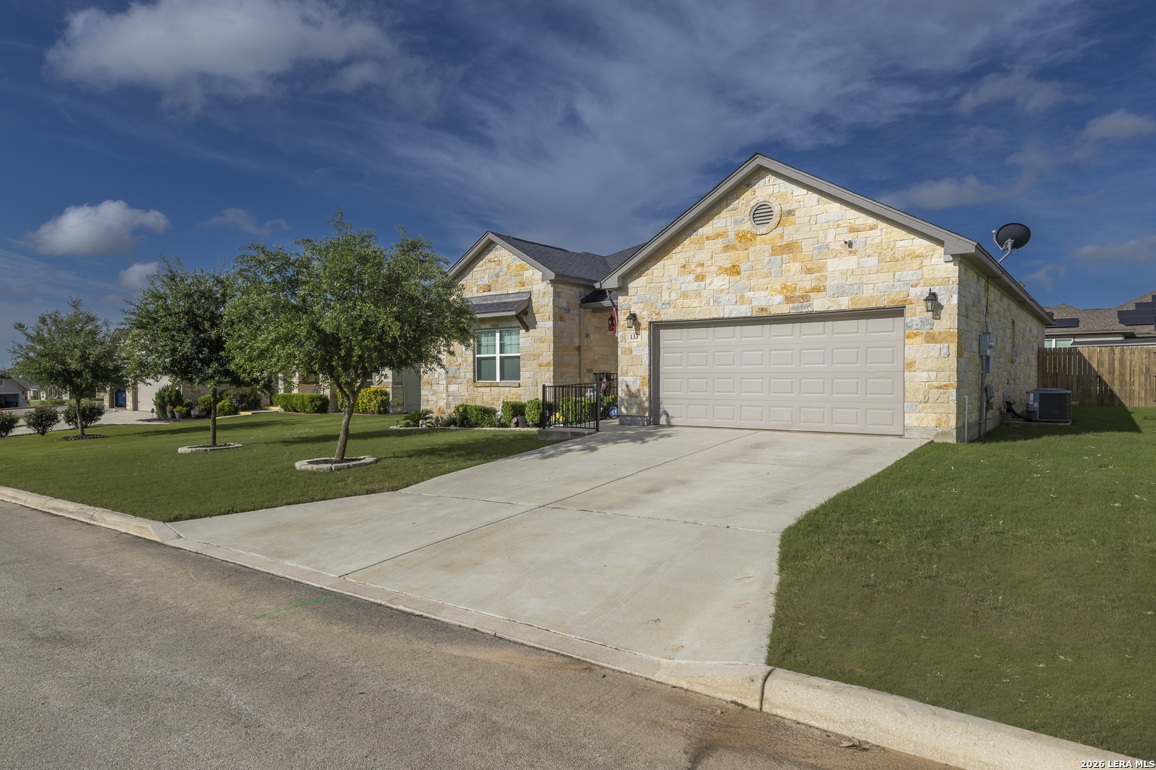 133 Grand View