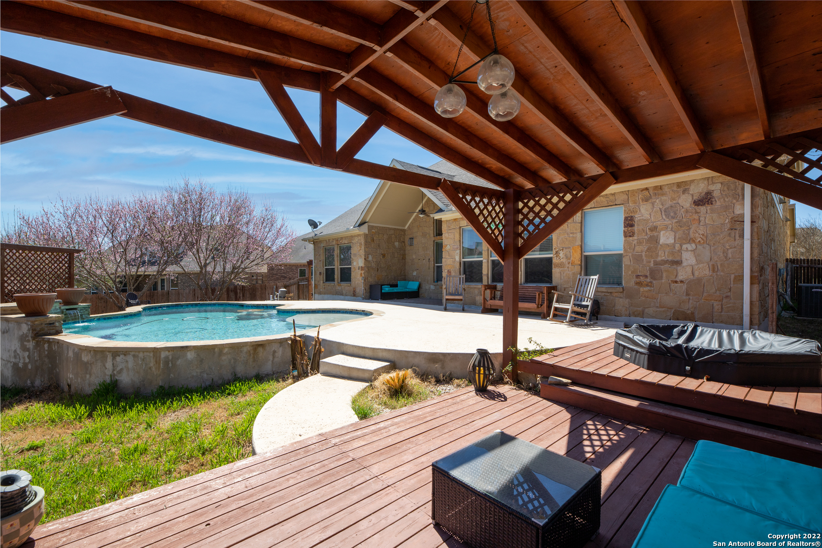 5306 Tulip Bend