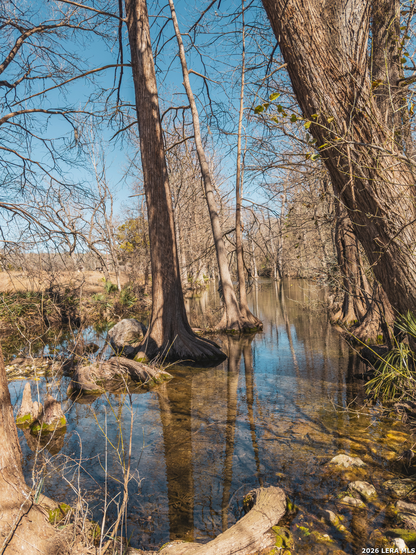 1076 Blue Bonnet Hill