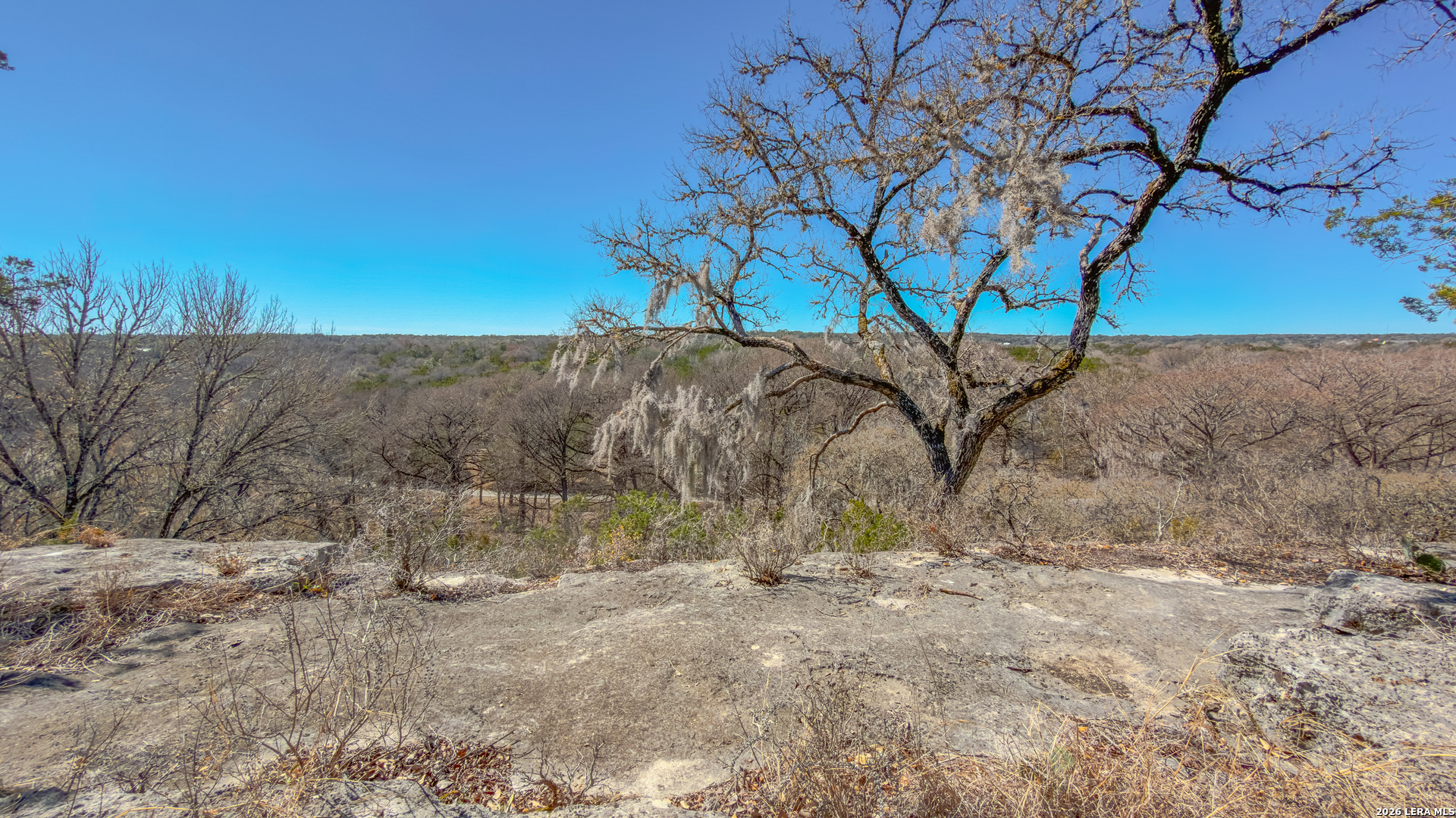 1076 Blue Bonnet Hill