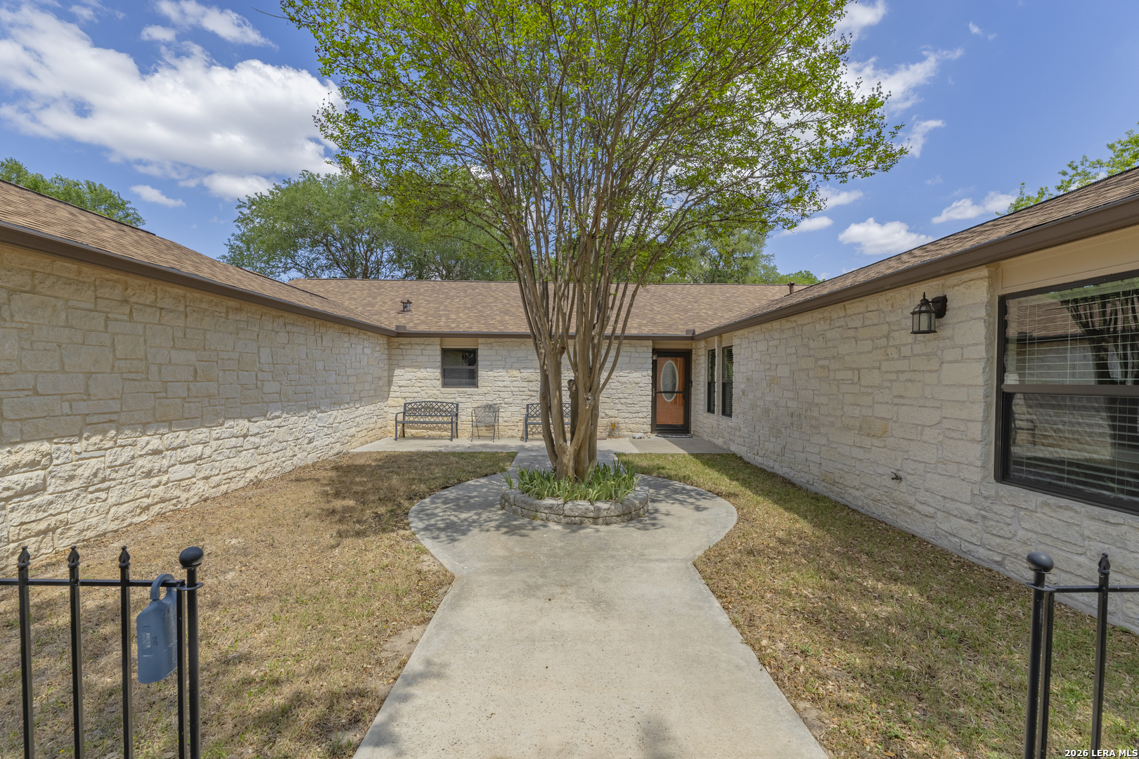 110 Suttles Ave