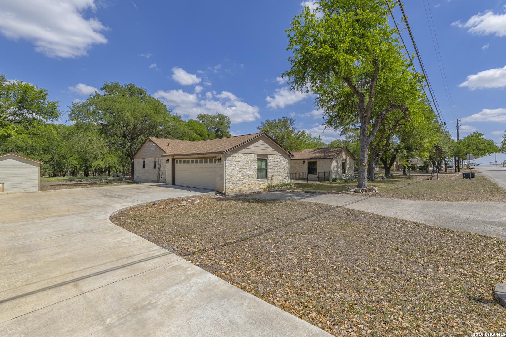 110 Suttles Ave