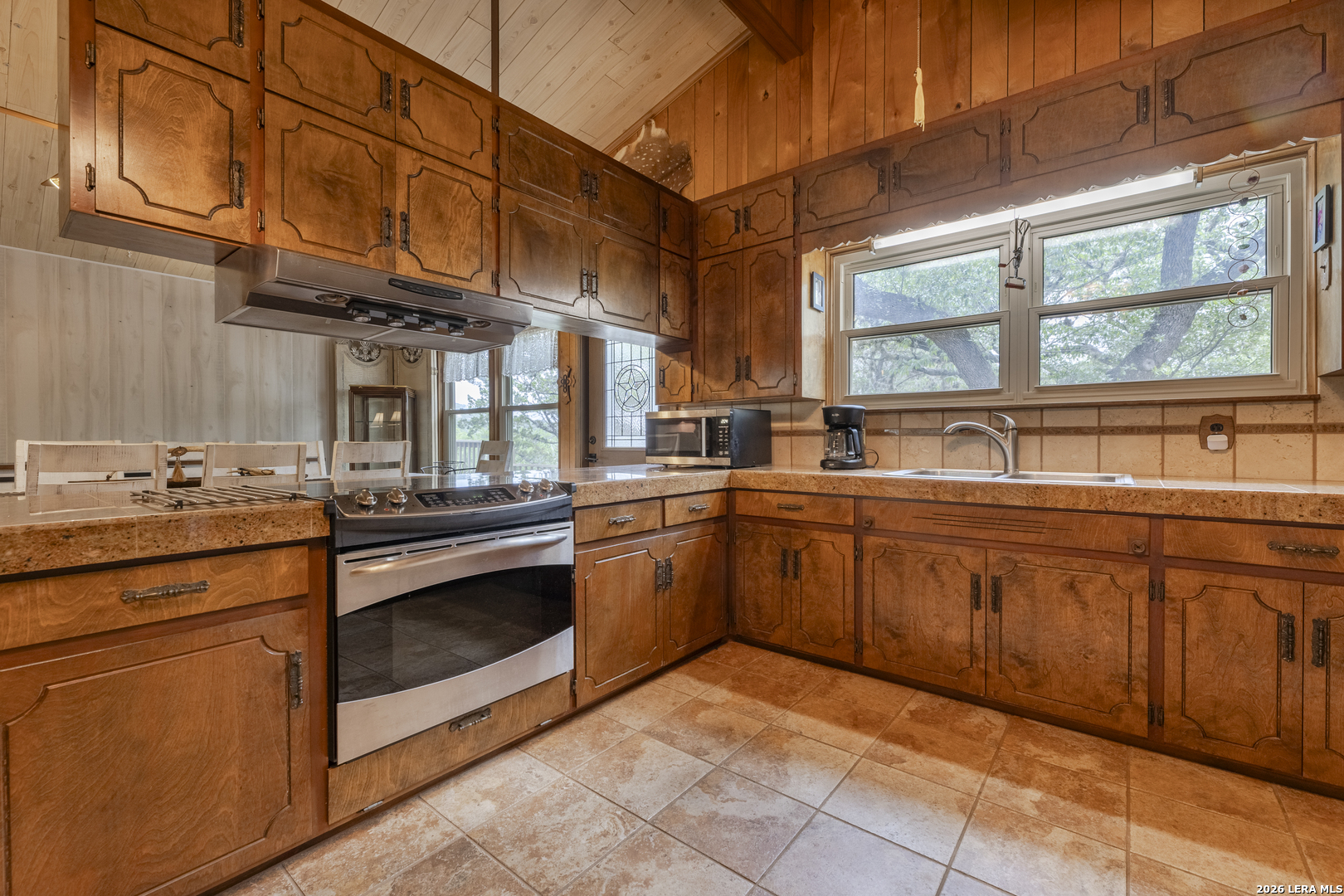 896 Rocky Creek Rd