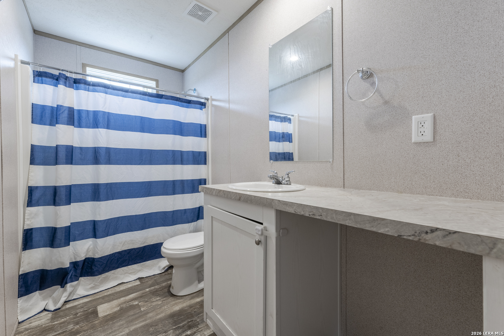 240 Private Road 4653