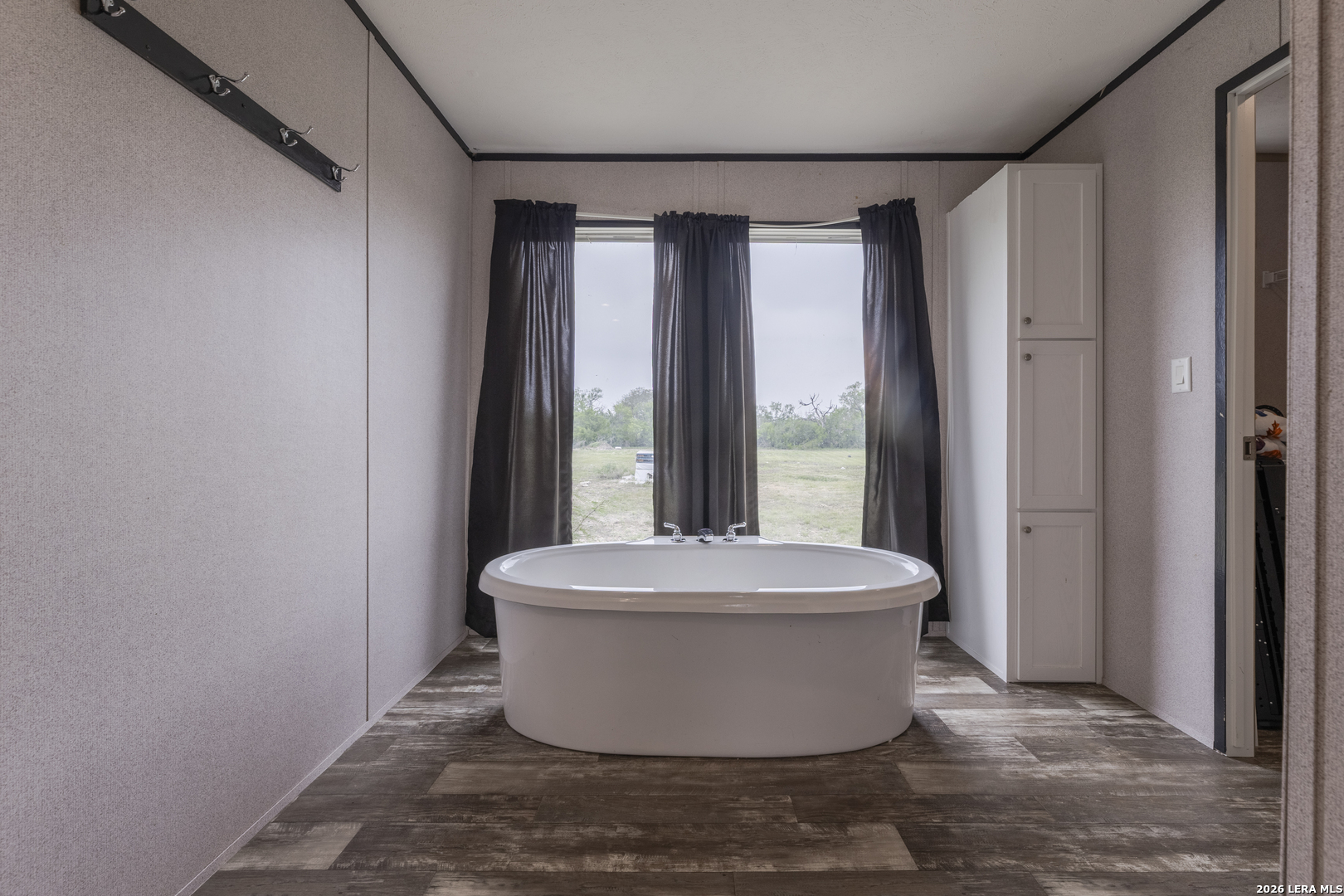 240 Private Road 4653