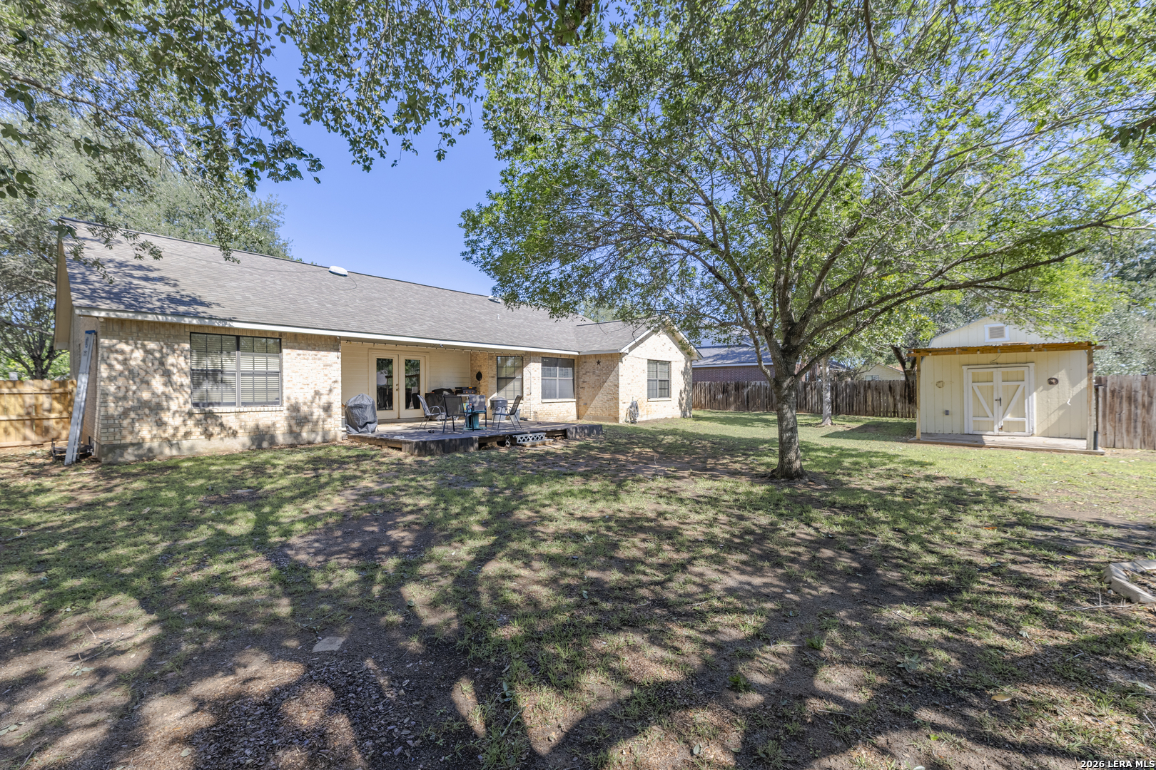 126 WOODLAND DR