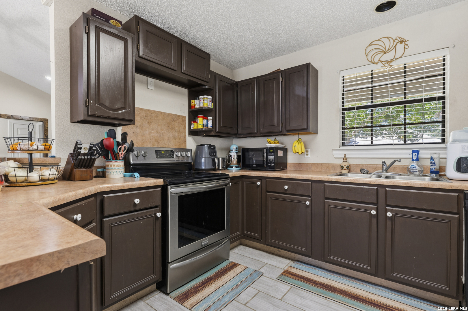126 WOODLAND DR