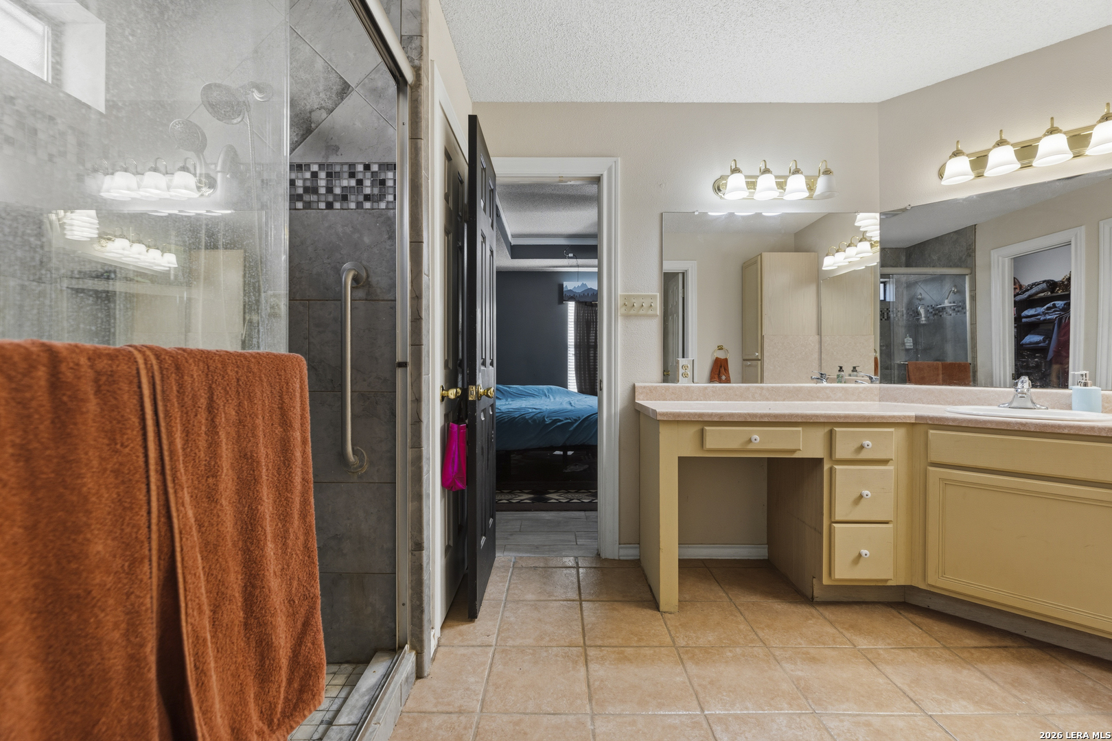 126 WOODLAND DR